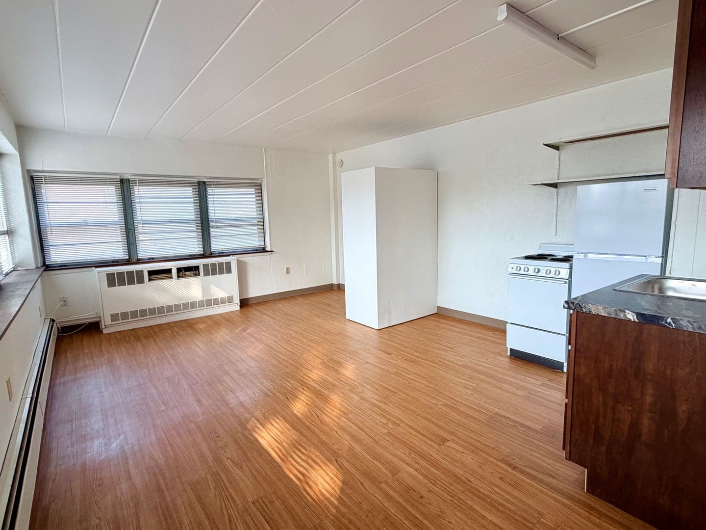 Madison Apartment: 140 W. Gorham St.