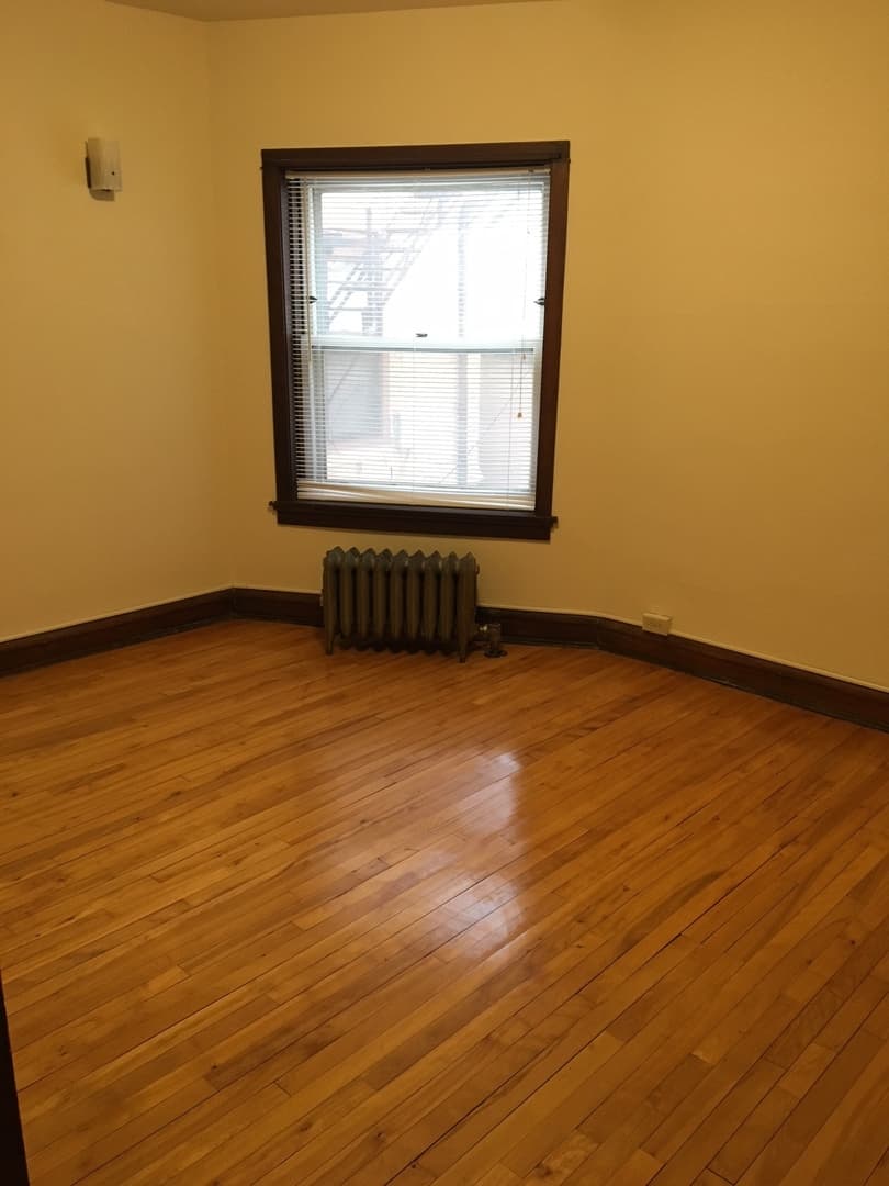 Madison Apartment: 10 E. Gorham St.