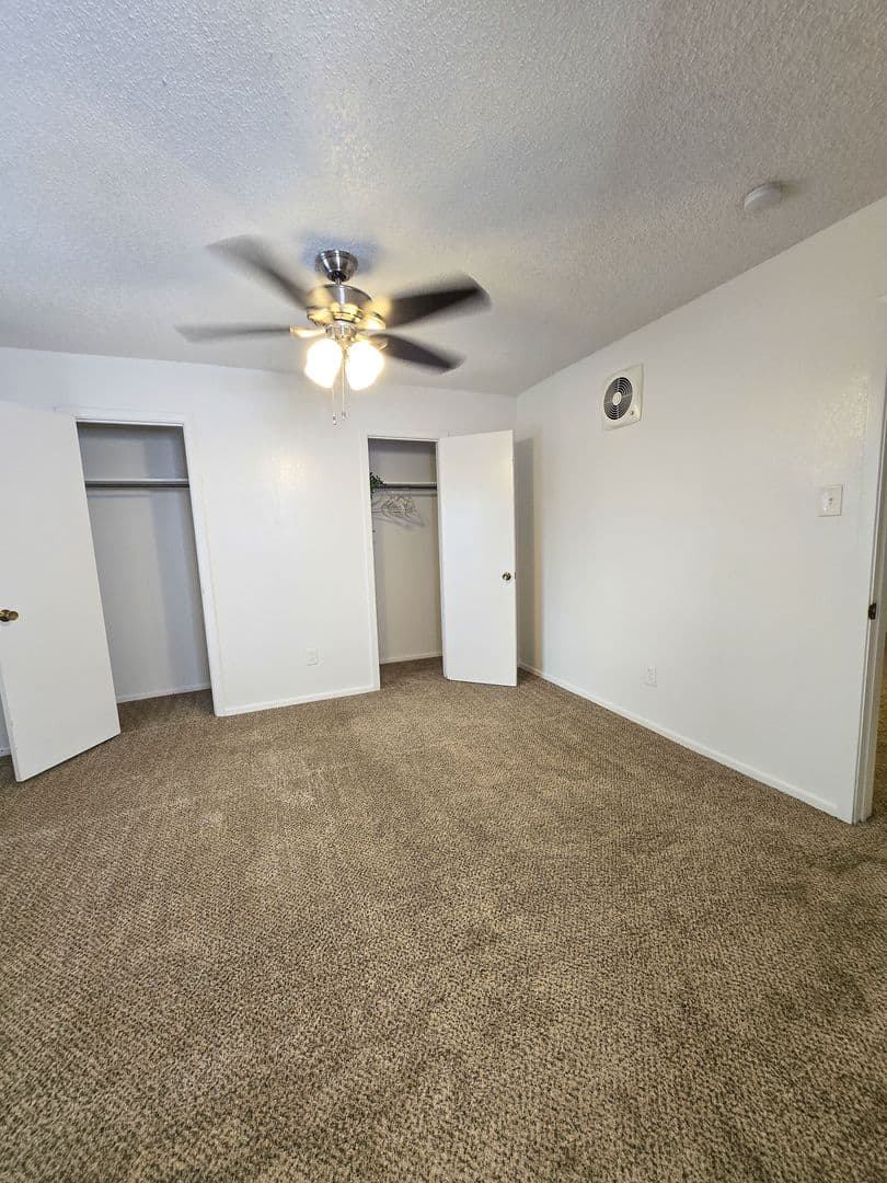Lubbock Apartment: 4304 18th Street