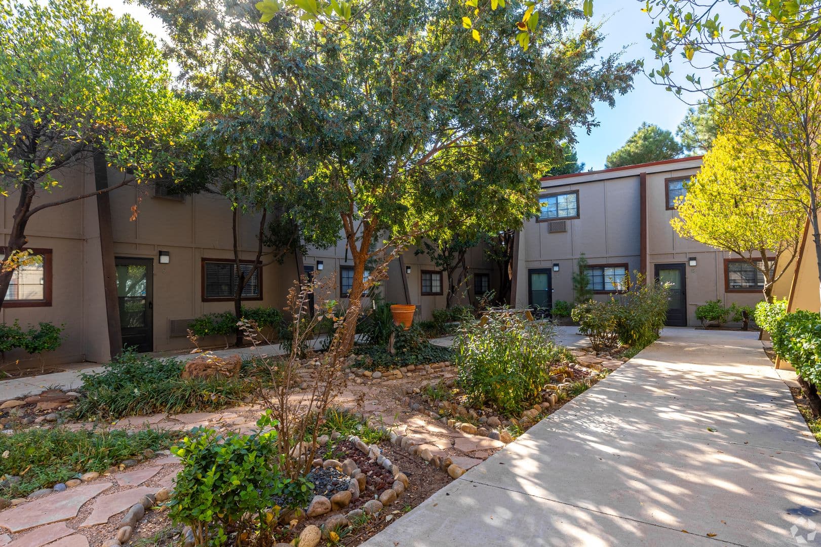 Lubbock Apartment: 4213 18th Street
