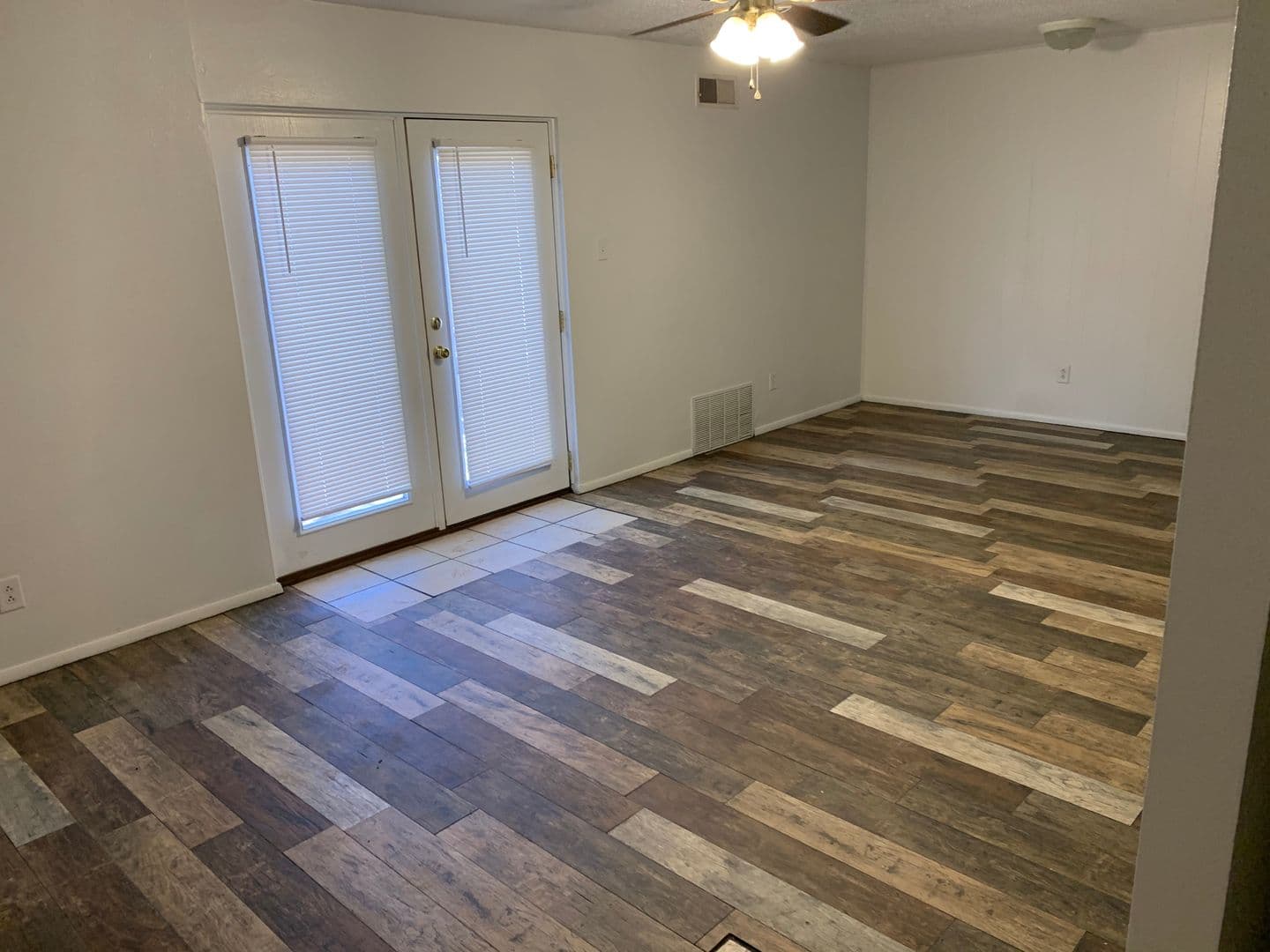Lubbock Apartment: 4314 16th Street