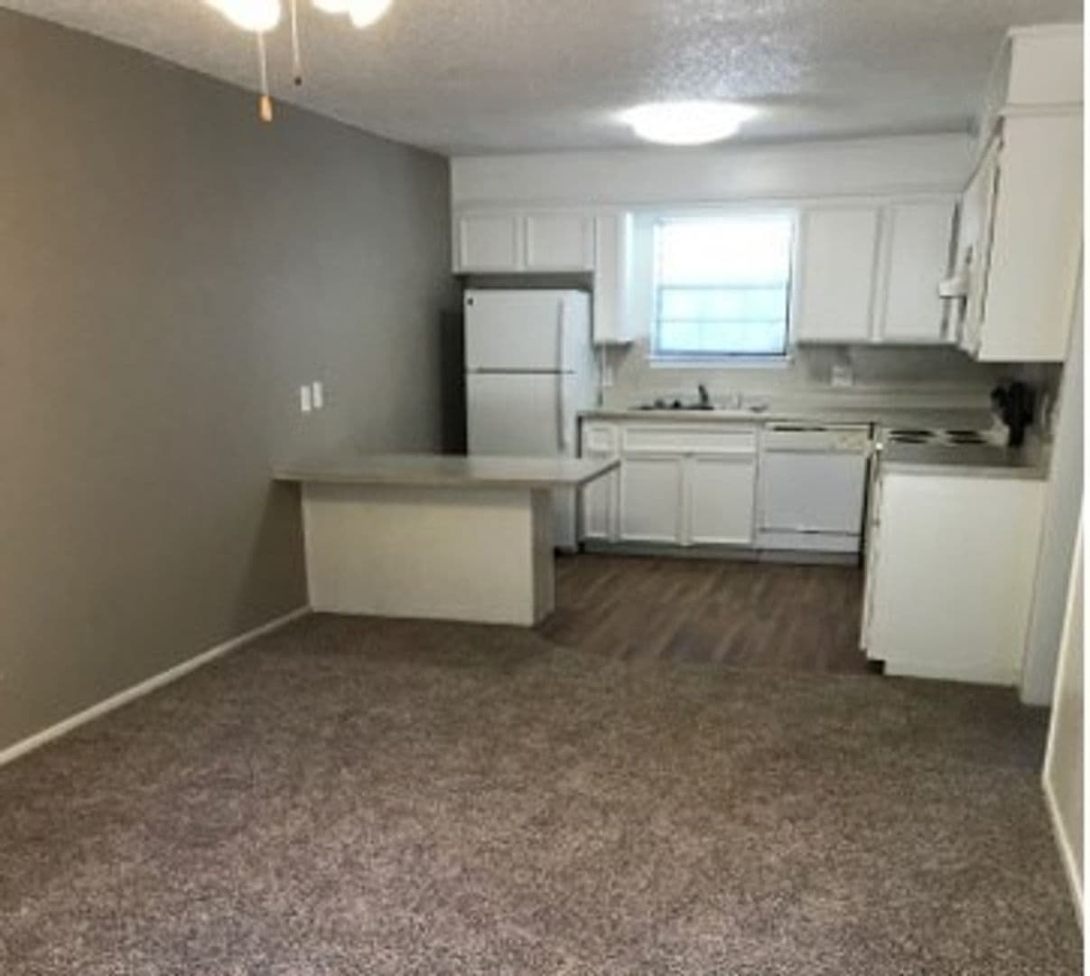 Lubbock Apartment: 4304 18th Street