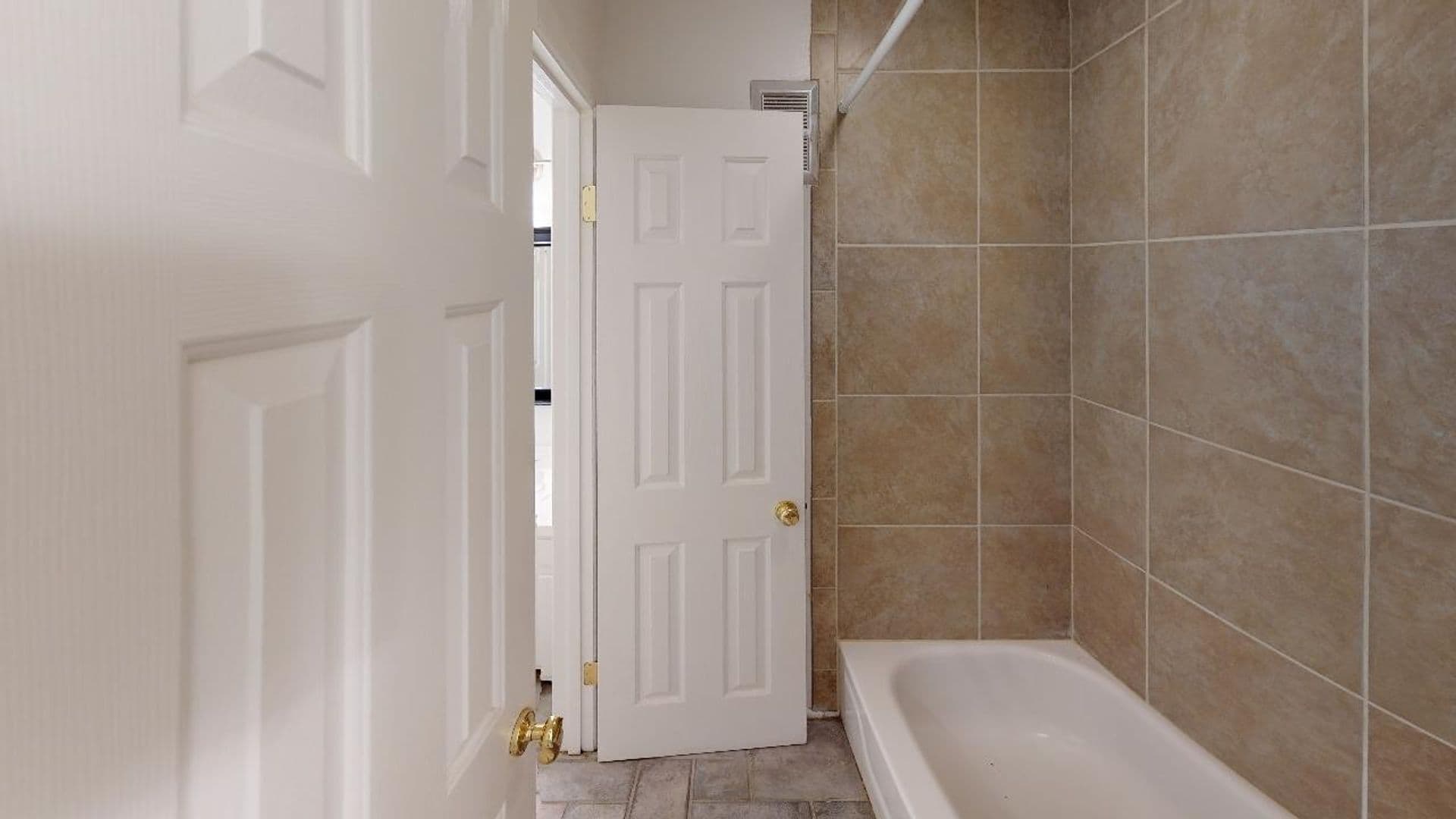 Lubbock Apartment: 4314 16th Street