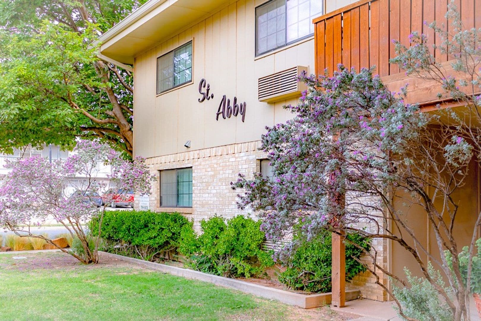 Lubbock Apartment: 4301 16th Street