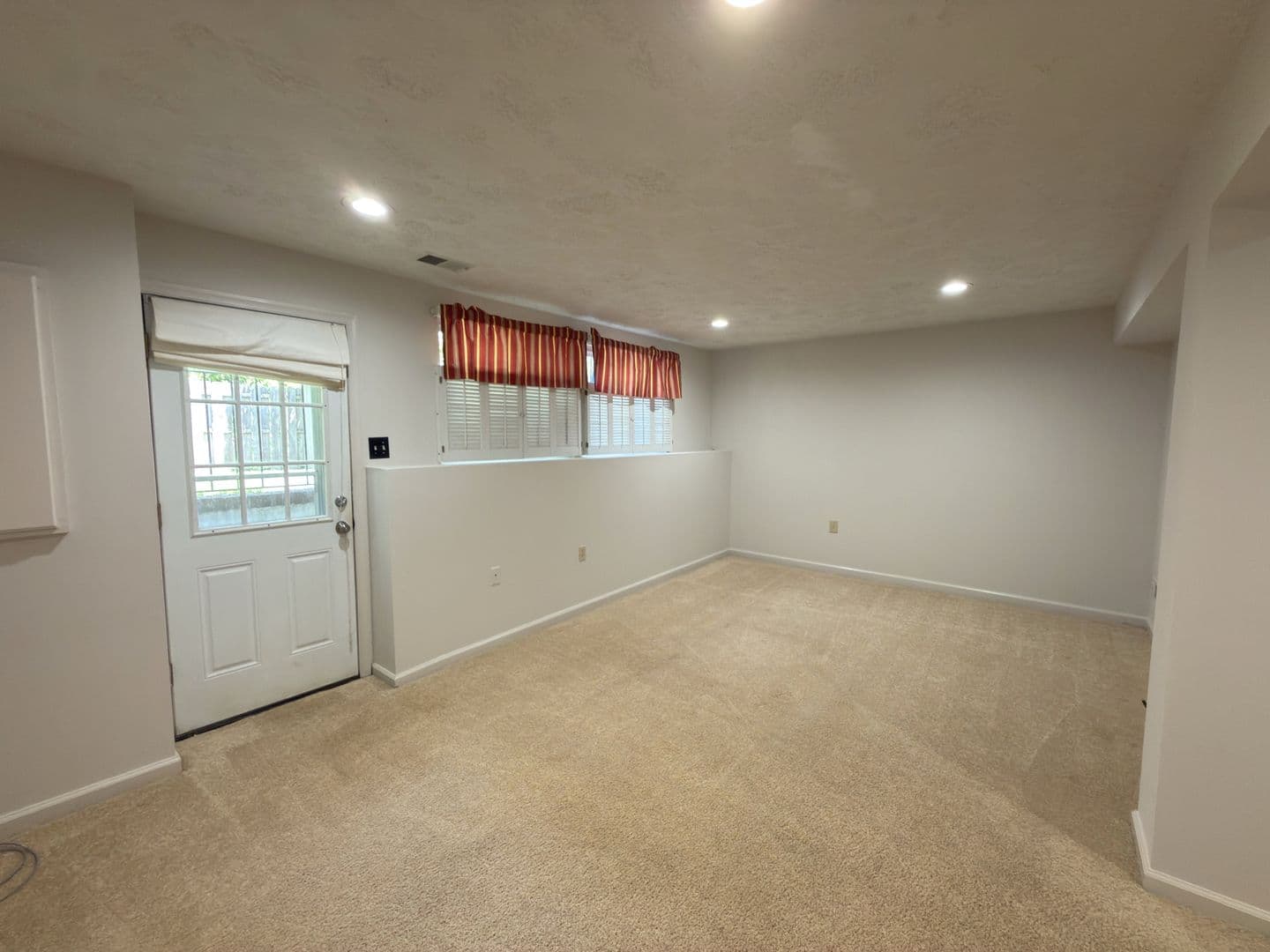 Fairfax Townhome: 5519 Inverness Woods Ct