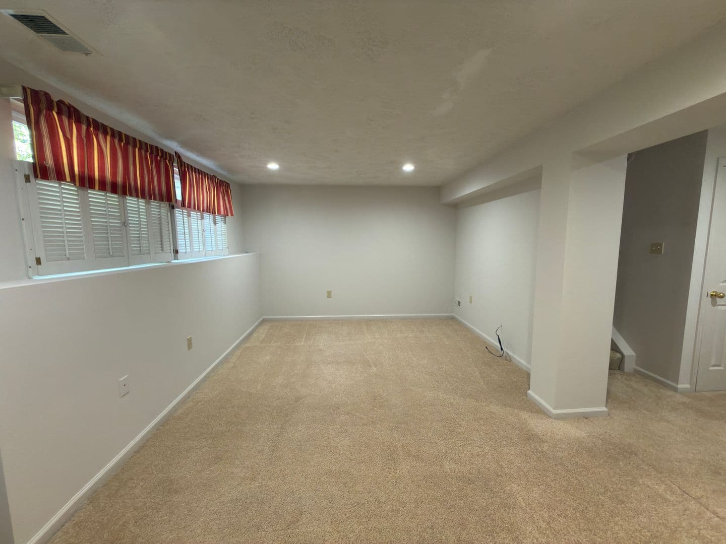 Fairfax Townhome: 5519 Inverness Woods Ct