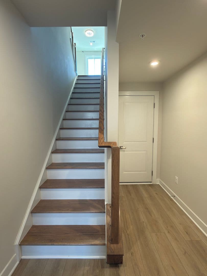 Chantilly Condo: 14441 Albemarle Point Pl