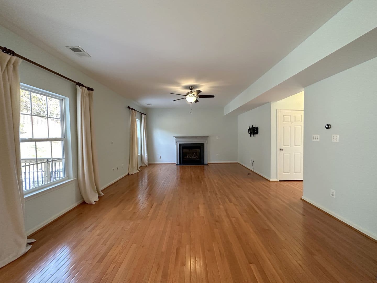 Bristow House: 13758 Restina Rd