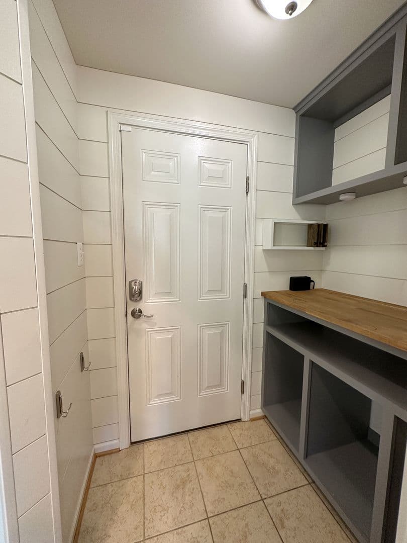 Bristow House: 13758 Restina Rd
