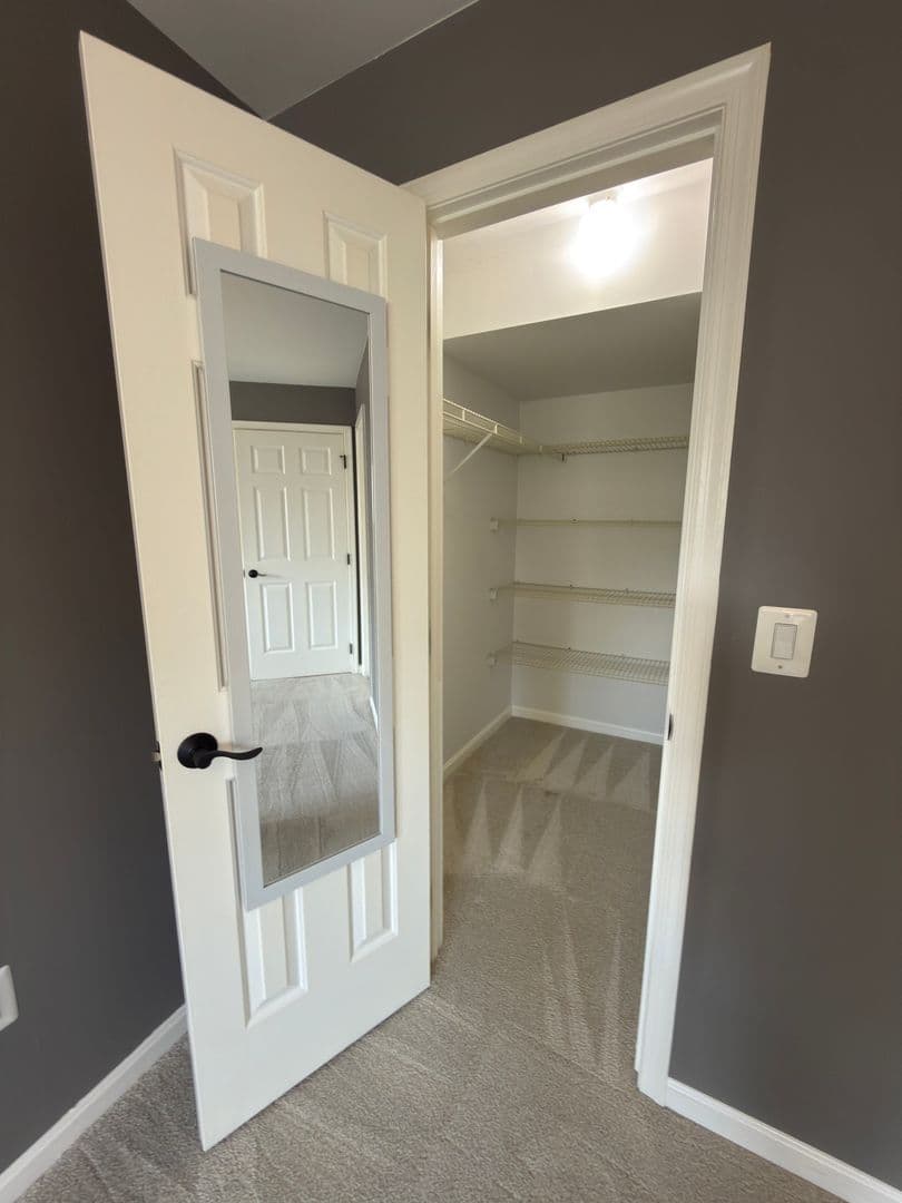 Leesburg Condo: 675 CONSTELLATION SQ SE