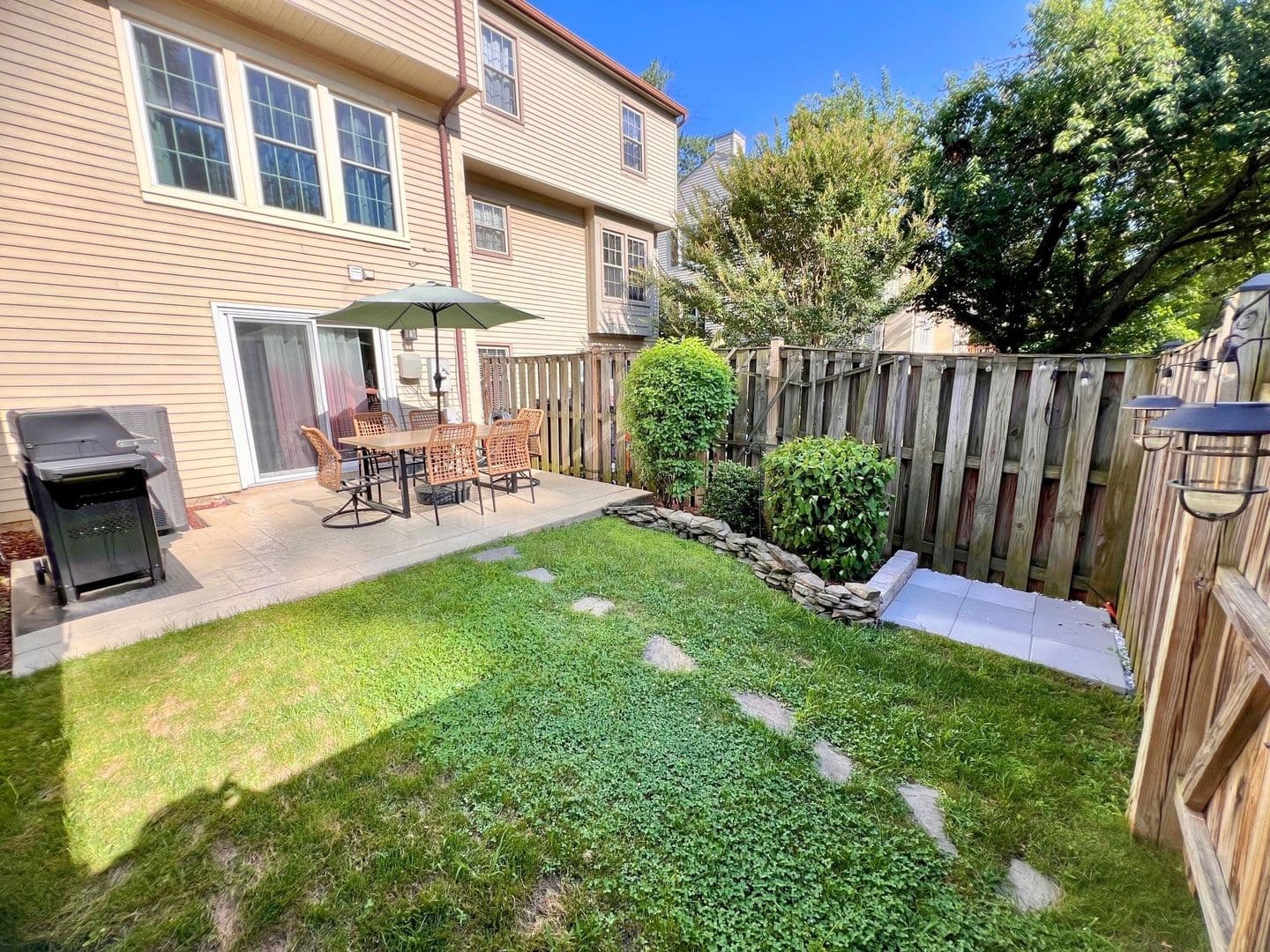 Vienna Townhome: 2774 Grovemore Lane