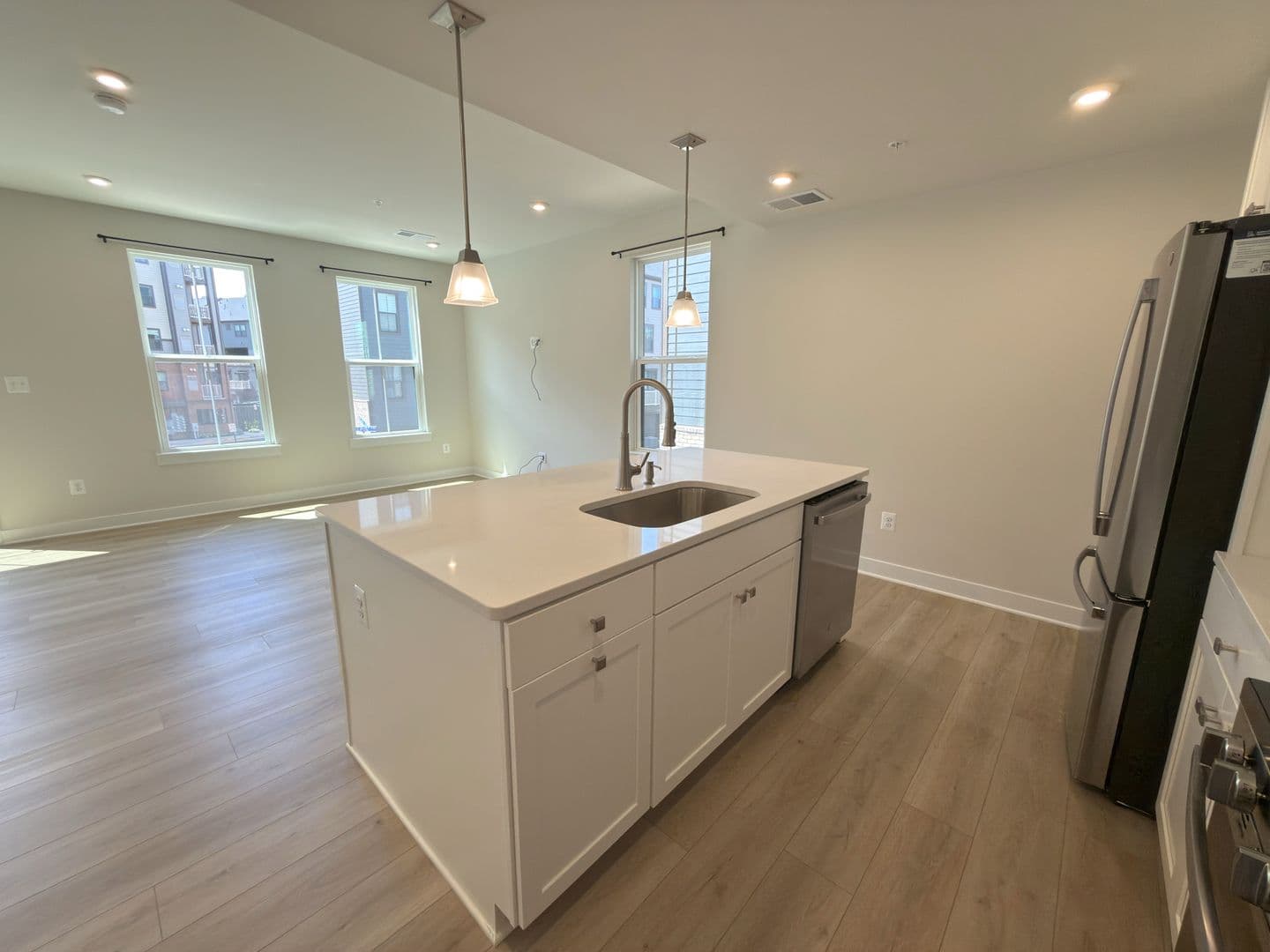 Chantilly Condo: 14441 Albemarle Point Pl