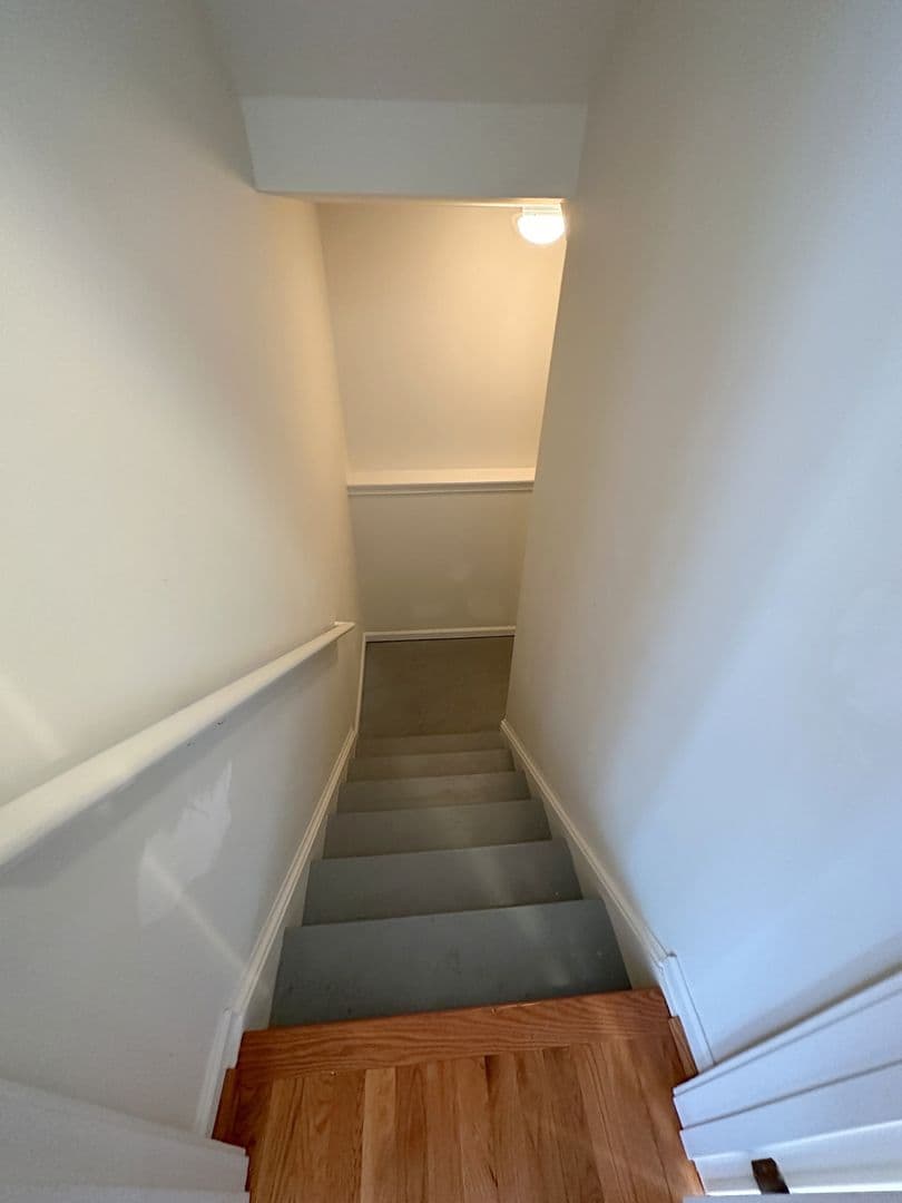 Bristow House: 13758 Restina Rd