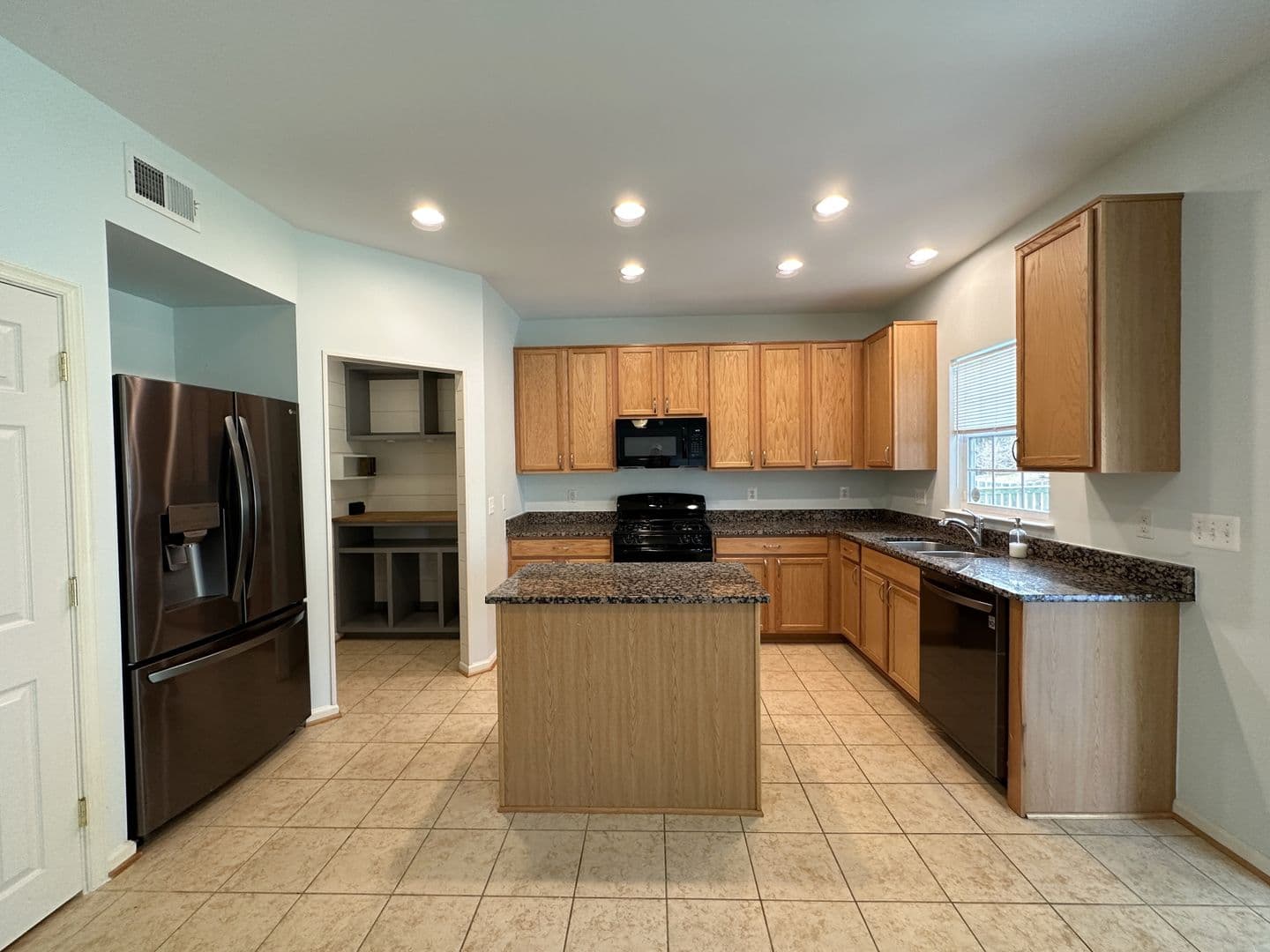 Bristow House: 13758 Restina Rd