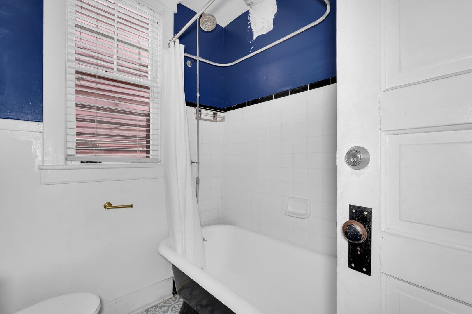 Savannah House: 2234 Whitaker Street