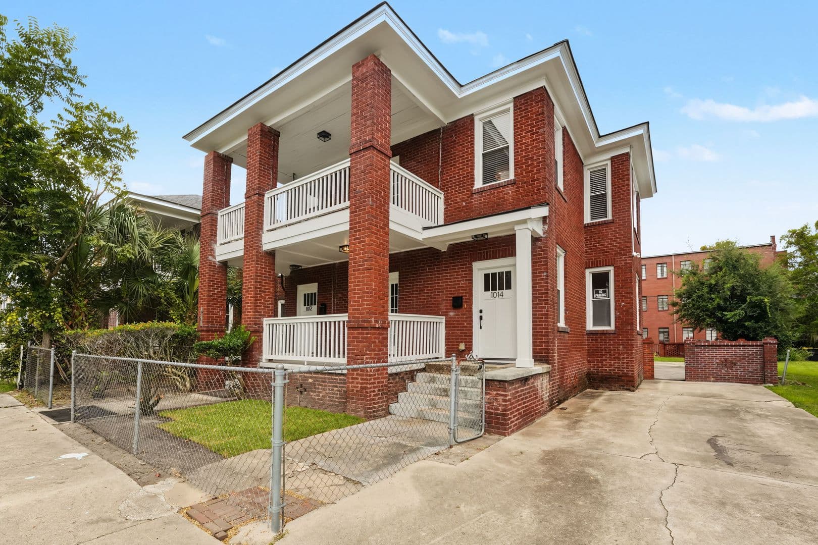 Savannah Apartment: 1012-1014 E Anderson St