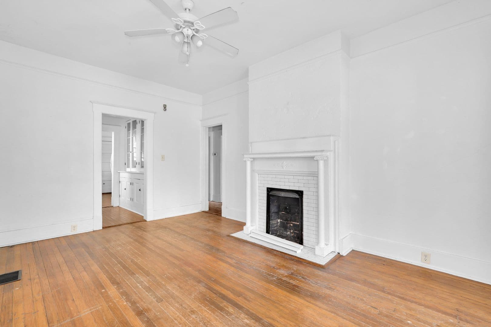 Savannah House: 2234 Whitaker Street