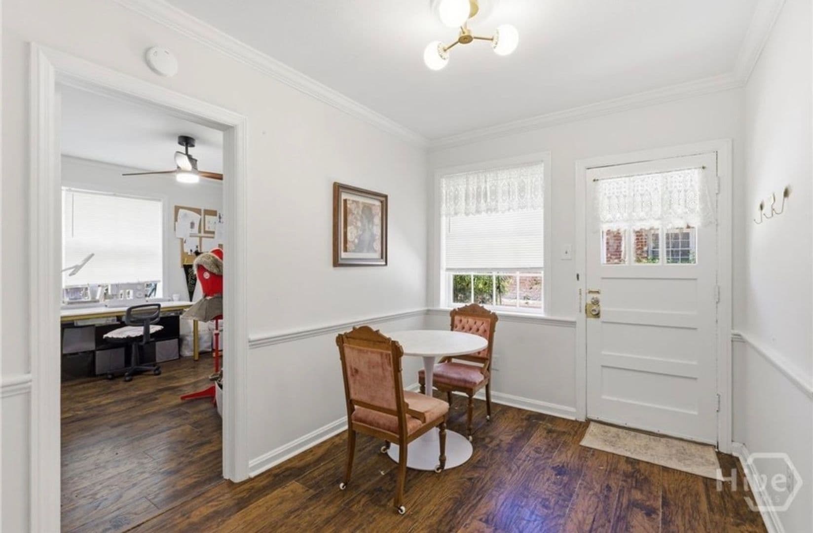 Savannah Apartment: 3411 Bull St
