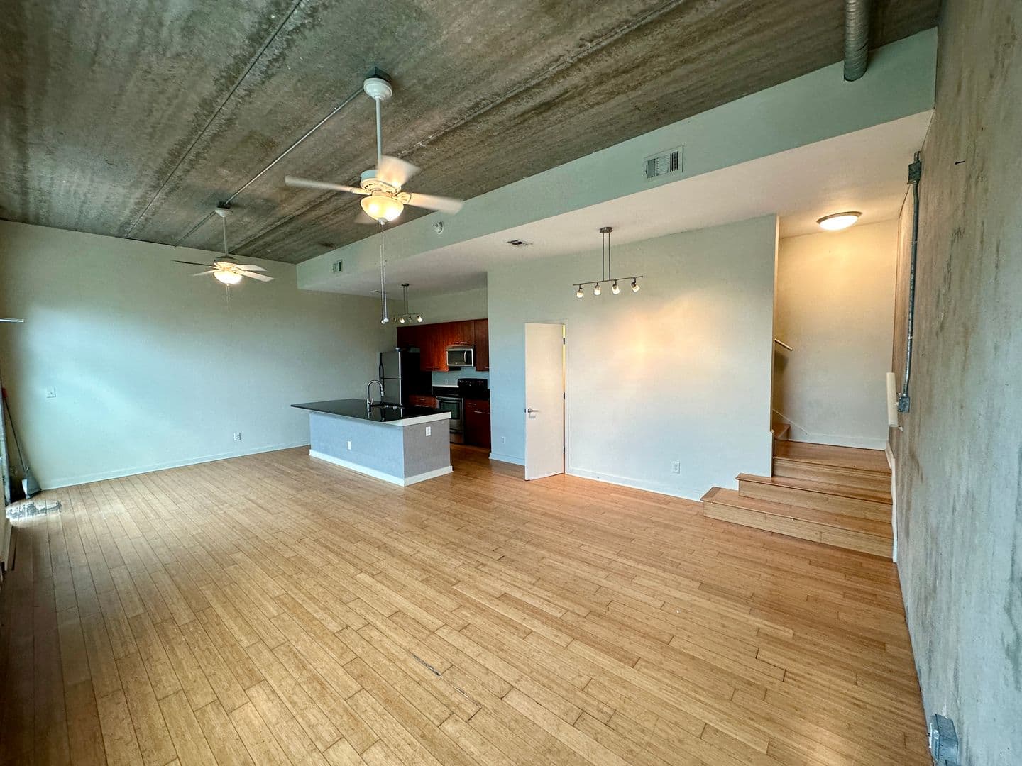 Savannah Condo: 536 Selma St