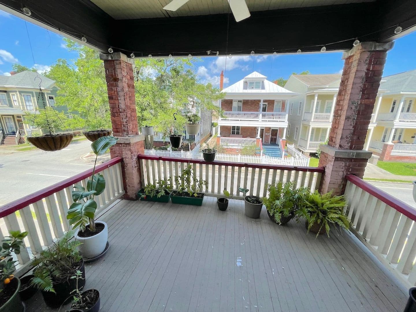 Savannah House: 2236 Whitaker Street