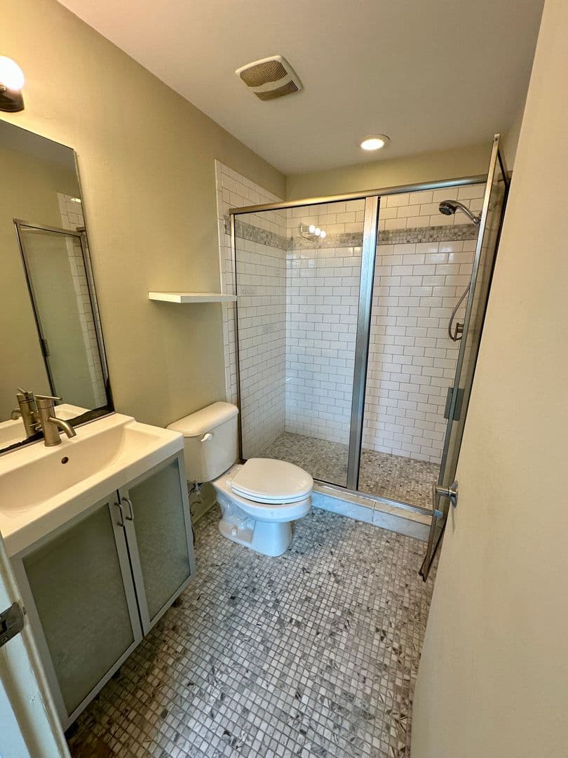 Savannah Condo: 536 Selma St