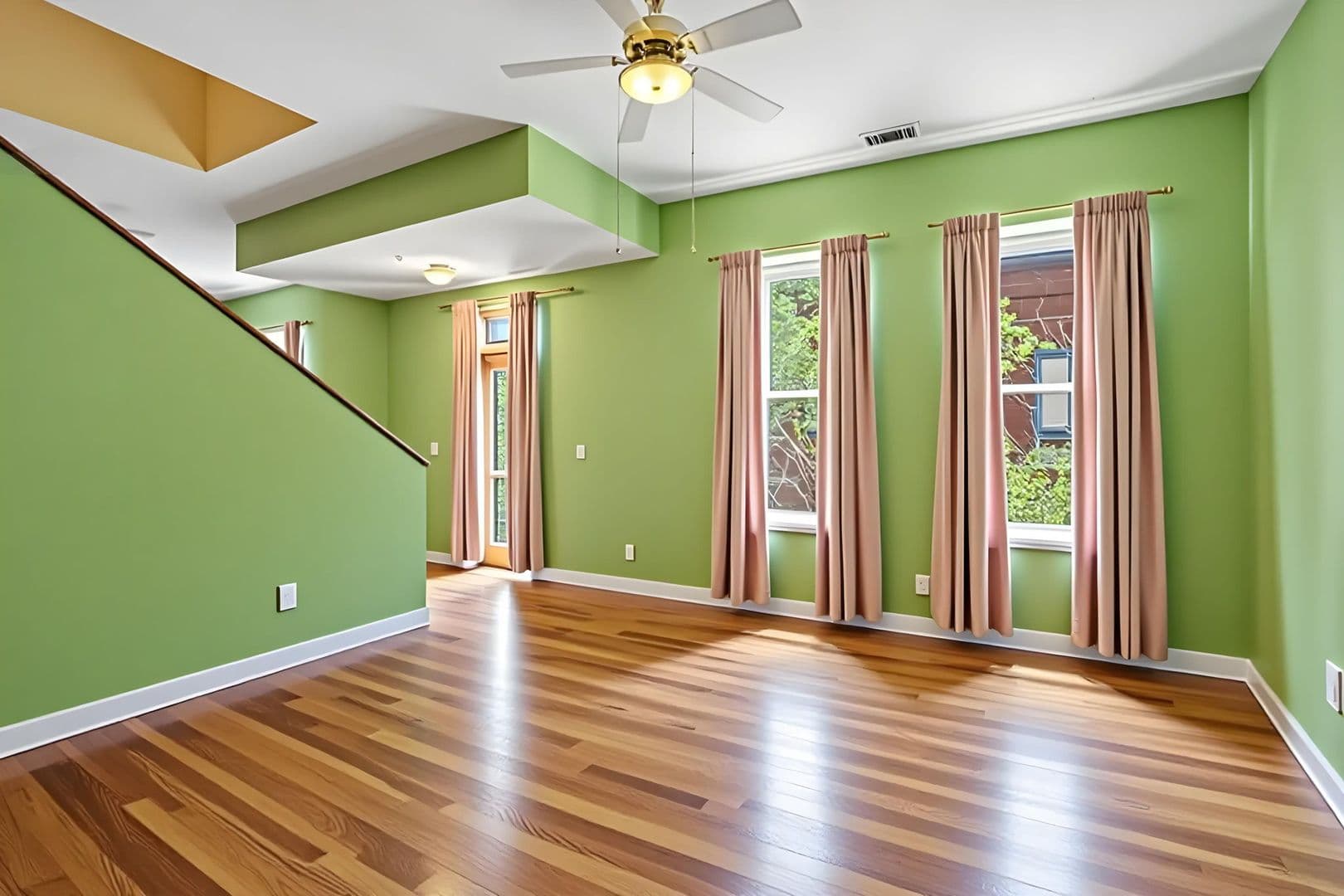 Savannah Condo: 420 Minis St