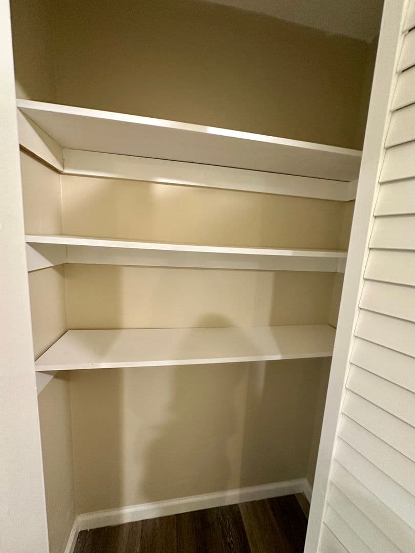 Savannah Apartment: 108 Woodhouse Lane