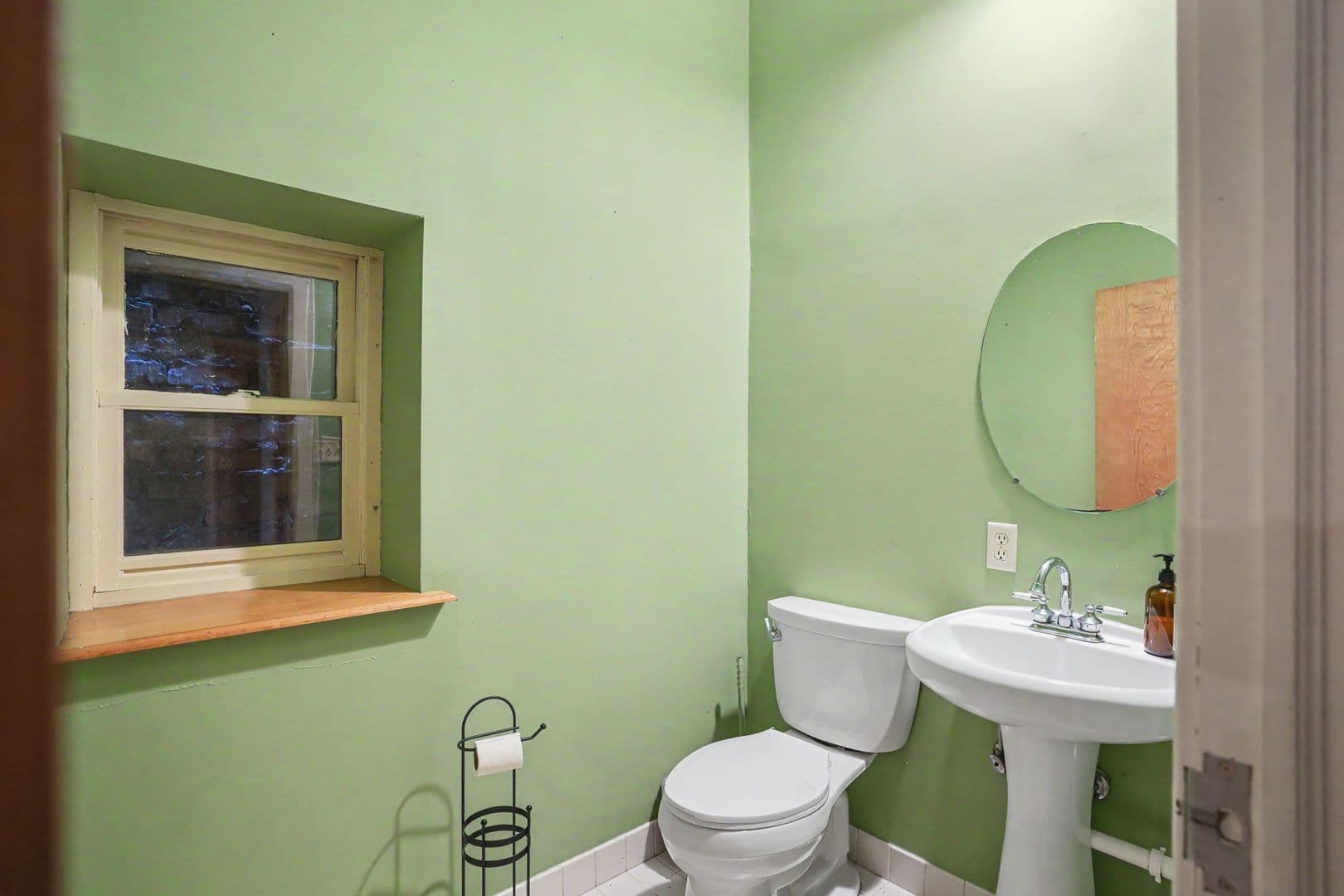 Savannah Condo: 420 Minis St
