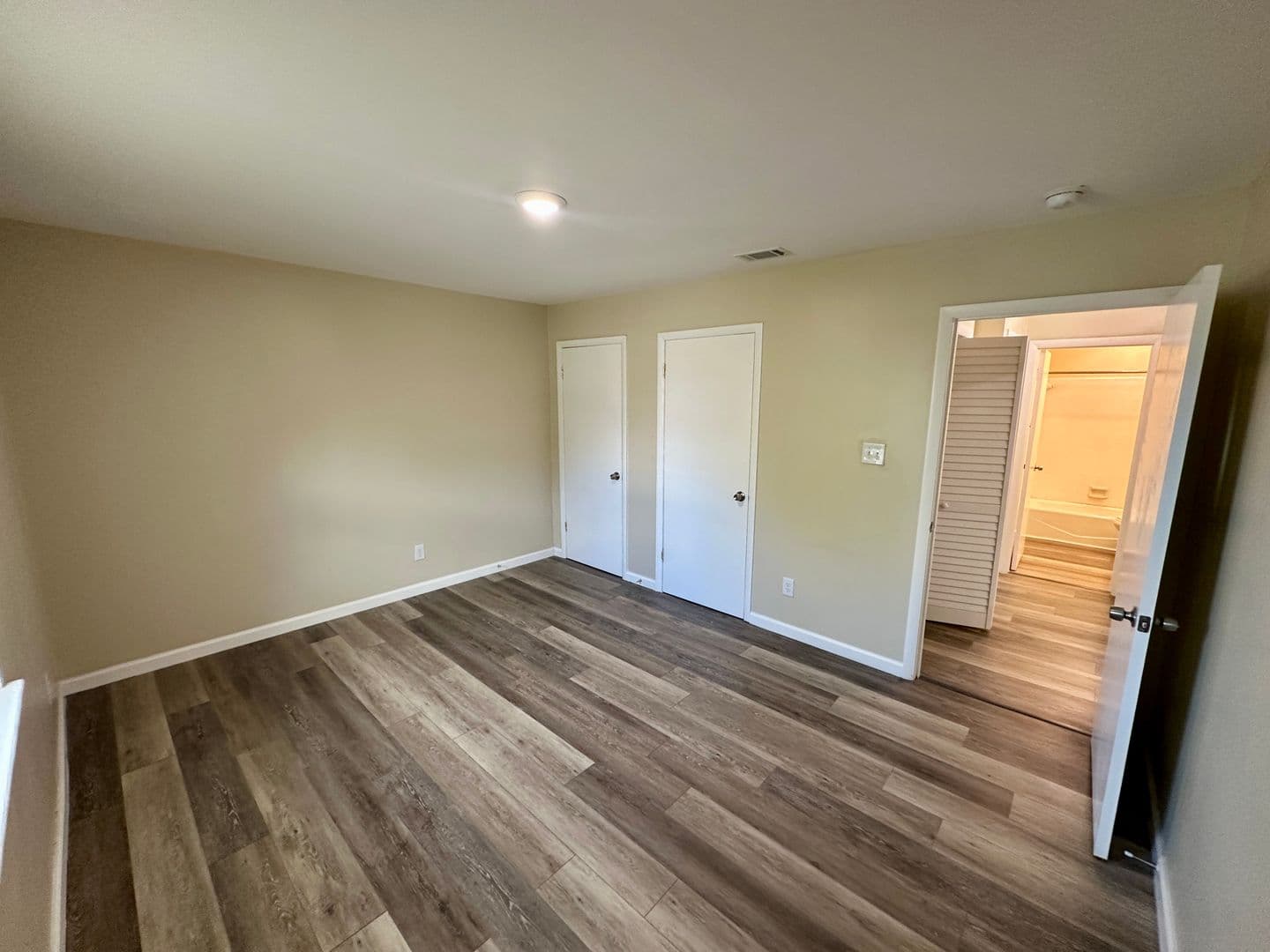 Savannah Apartment: 108 Woodhouse Lane