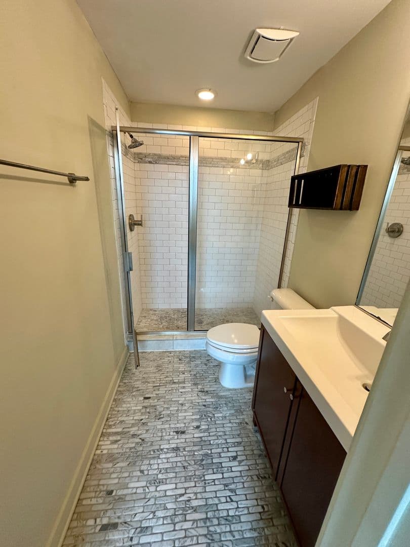 Savannah Condo: 536 Selma St