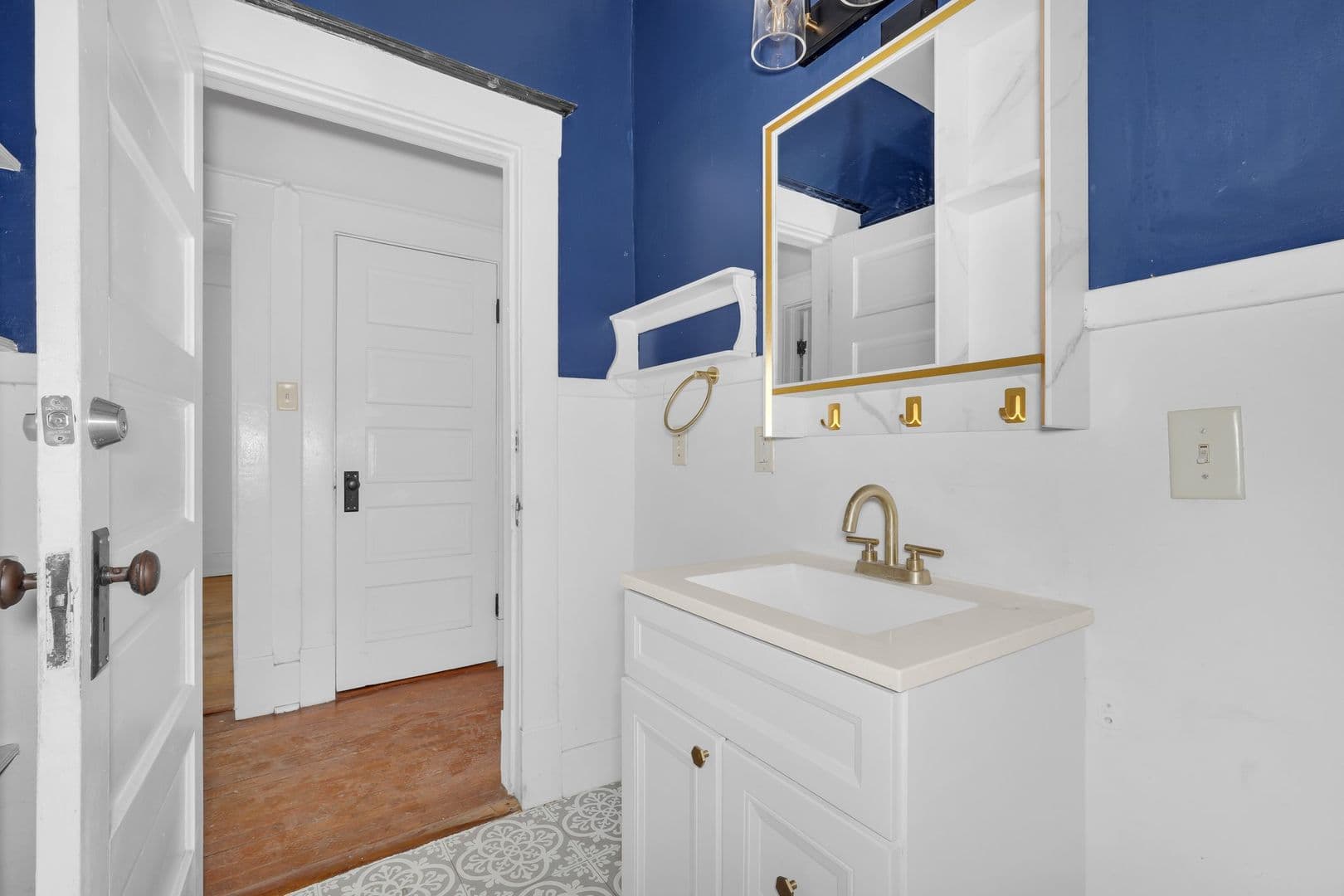 Savannah House: 2234 Whitaker Street