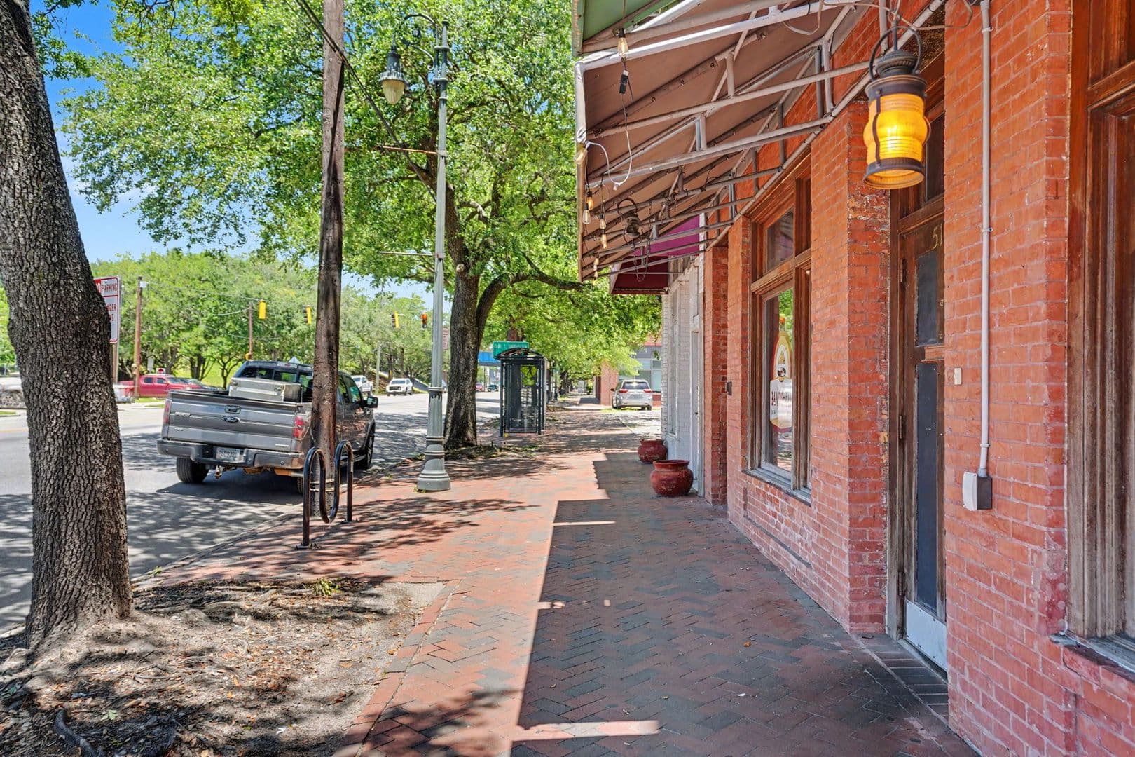 Savannah Condo: 420 Minis St