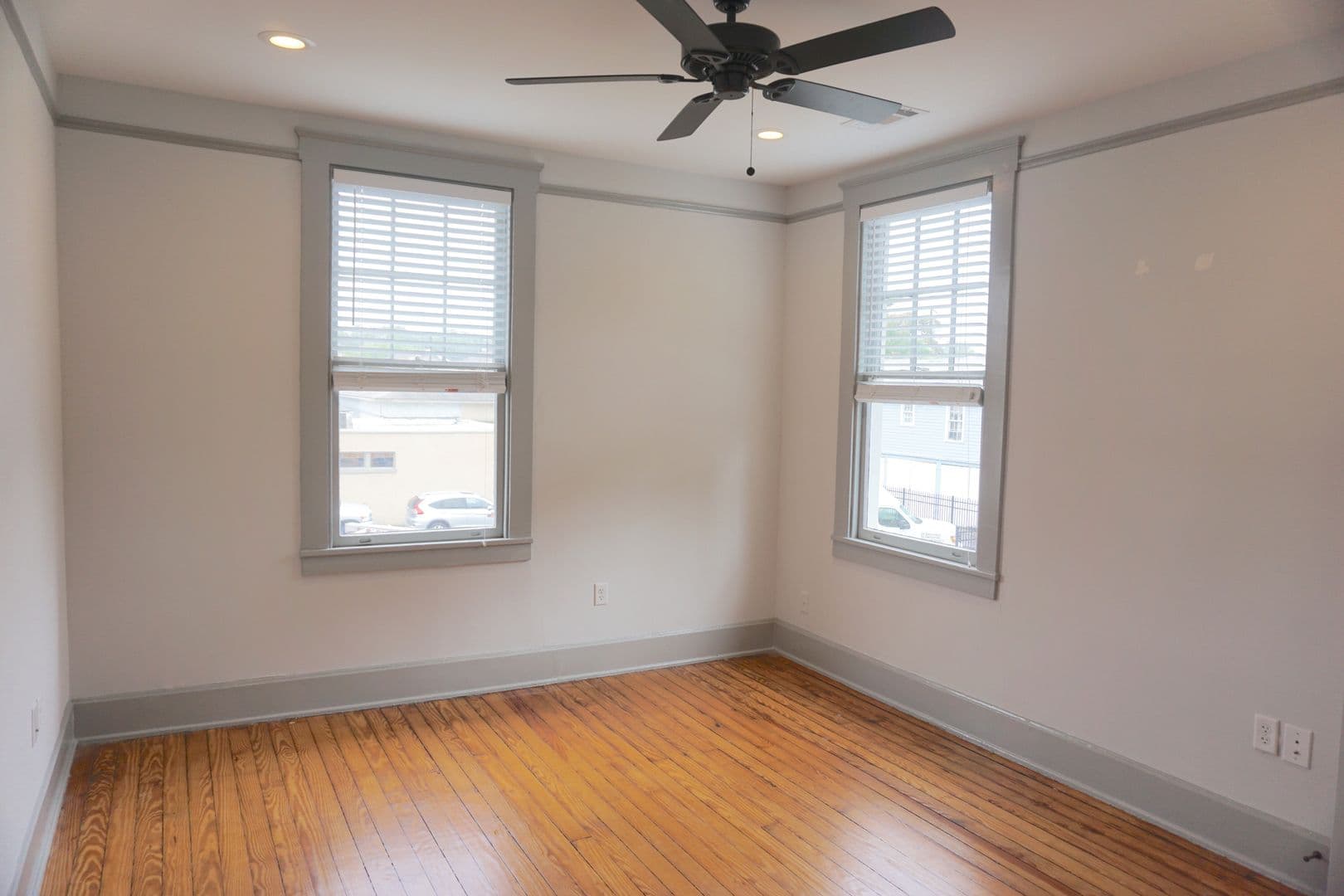 Savannah Apartment: 2411 Habersham St