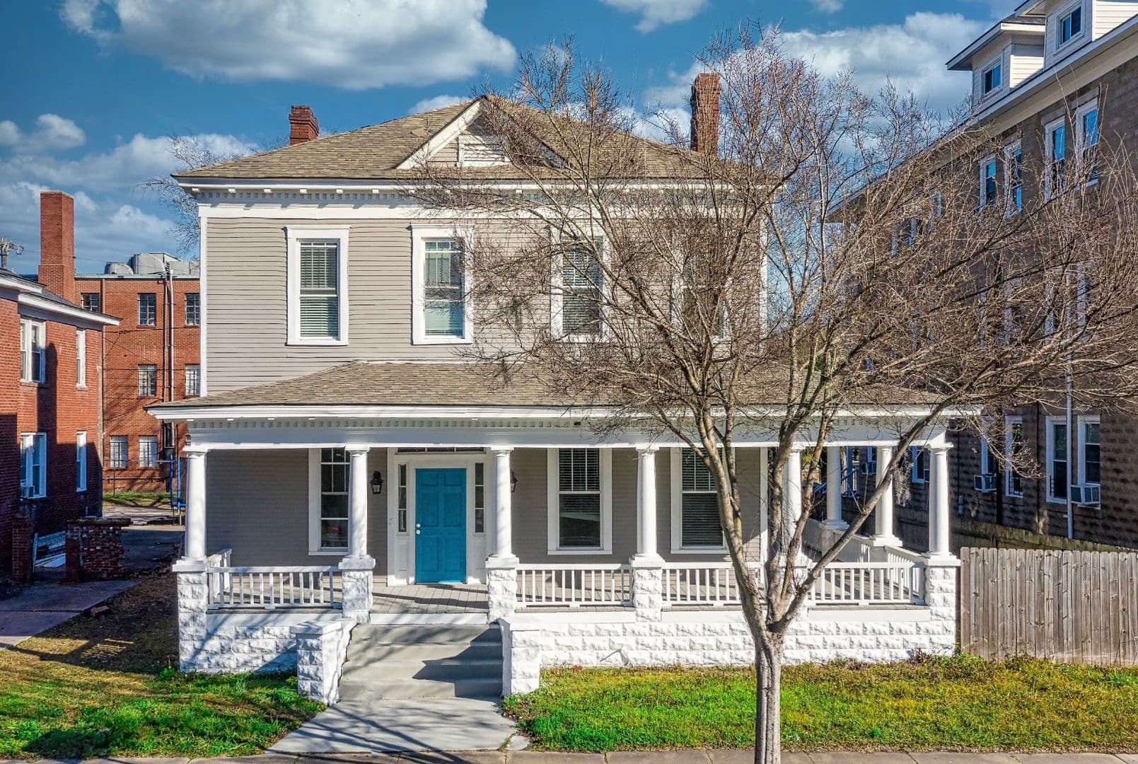 Savannah Apartment: 1016 E Anderson St