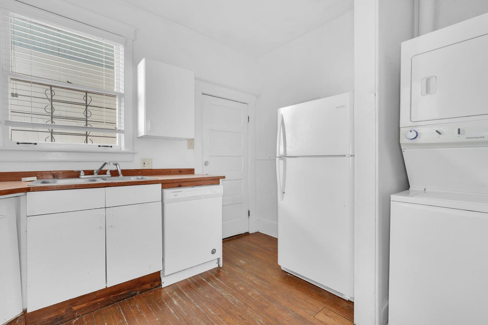 Savannah House: 2234 Whitaker Street