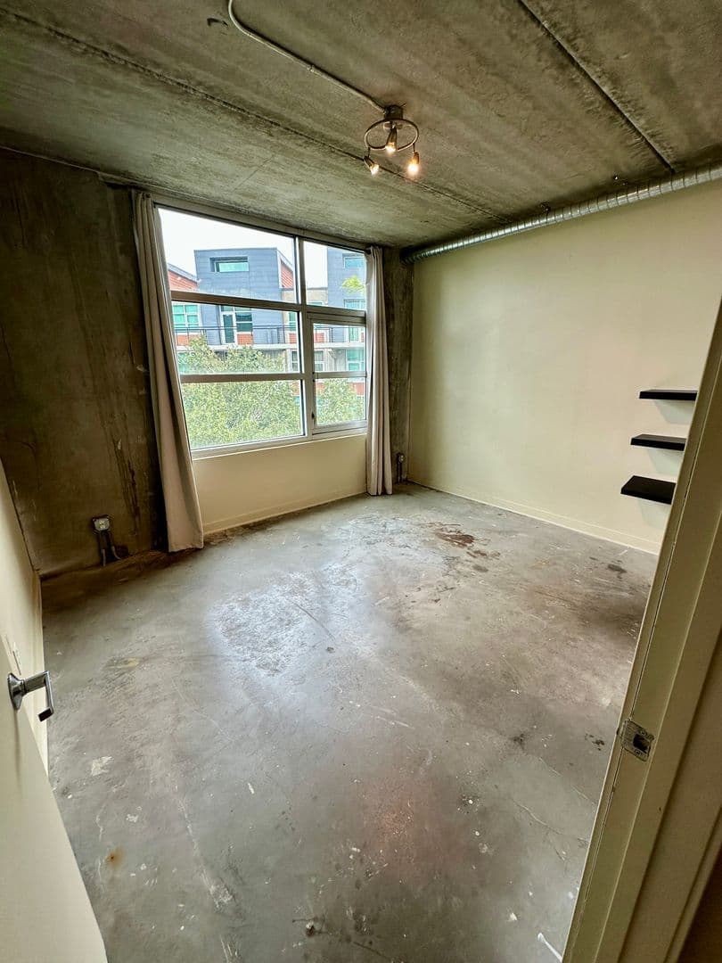 Savannah Condo: 536 Selma St