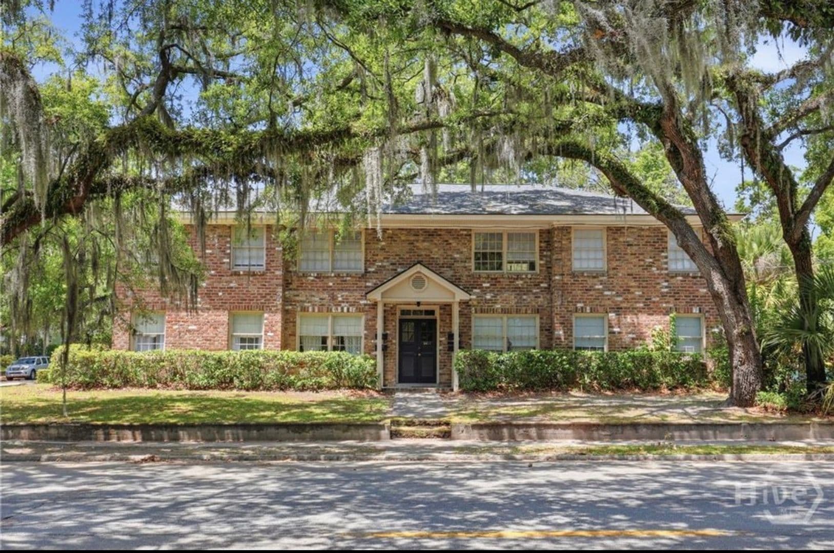 Savannah Apartment: 3411 Bull St