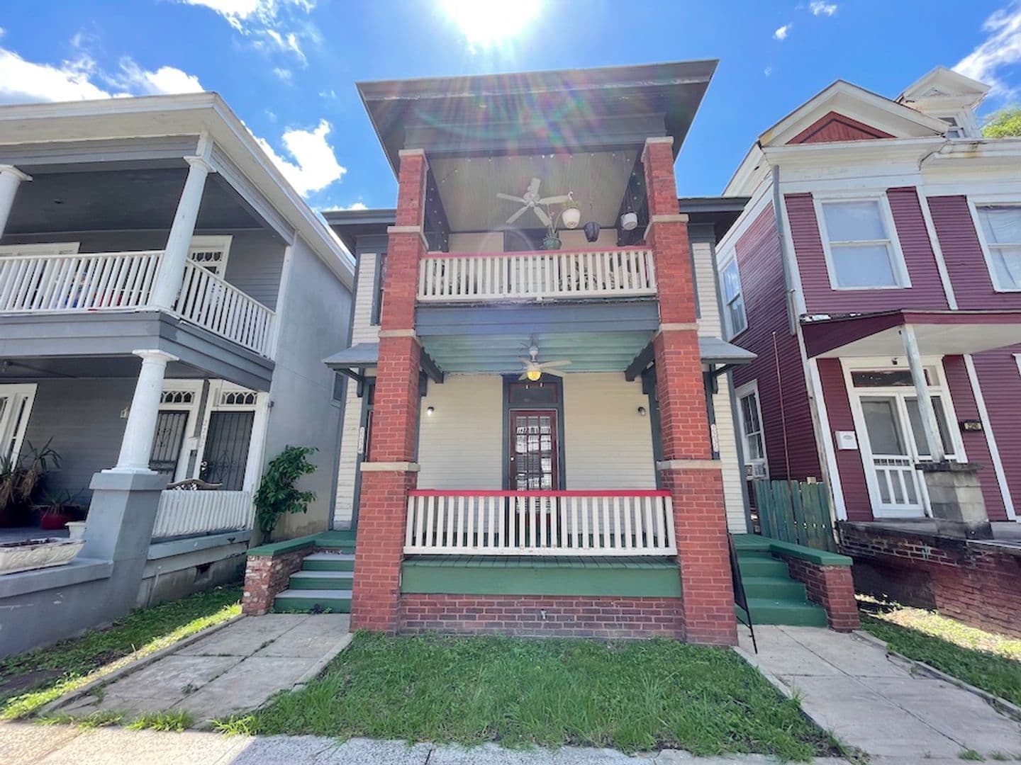 Savannah House: 2236 Whitaker Street