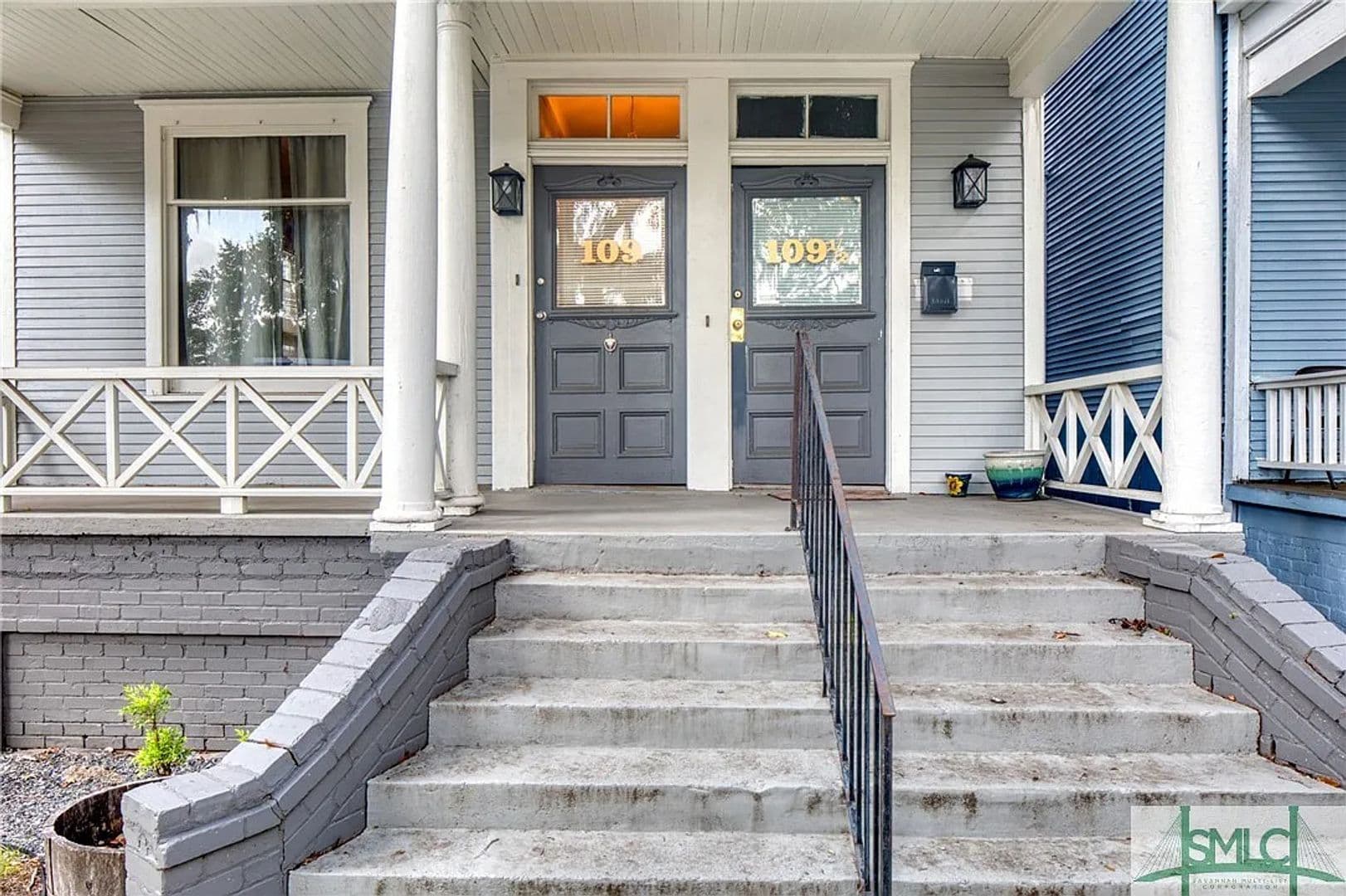 Savannah House: 109 W 37th St