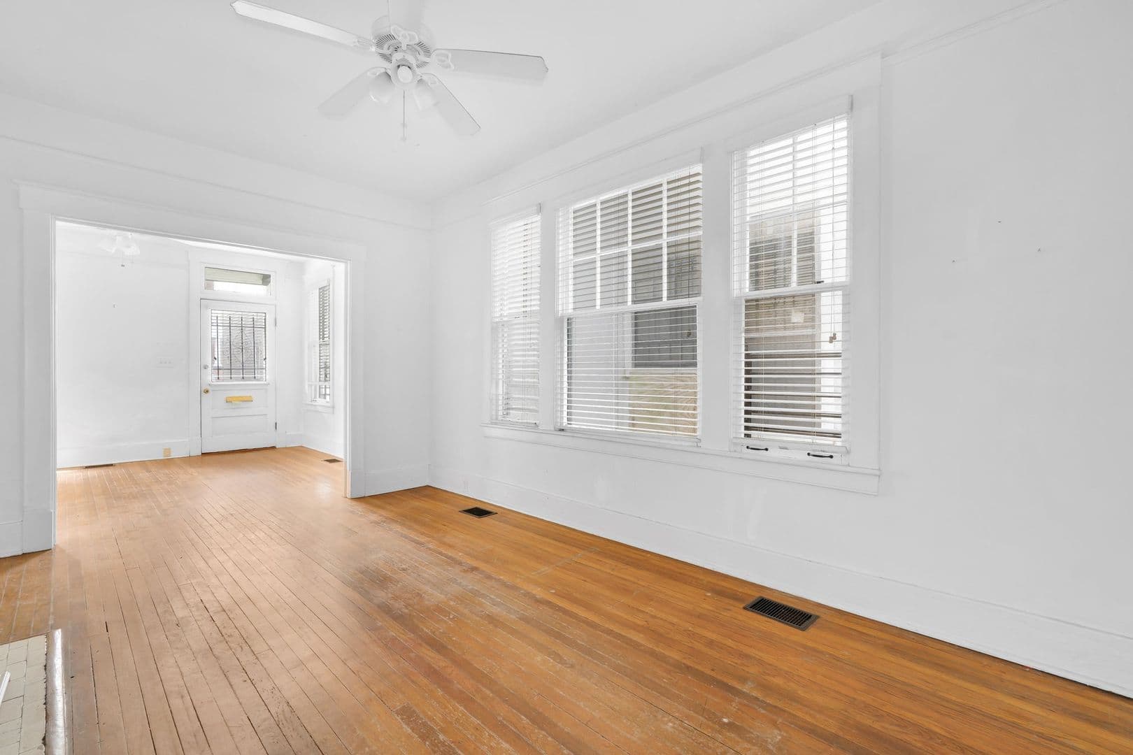 Savannah House: 2234 Whitaker Street
