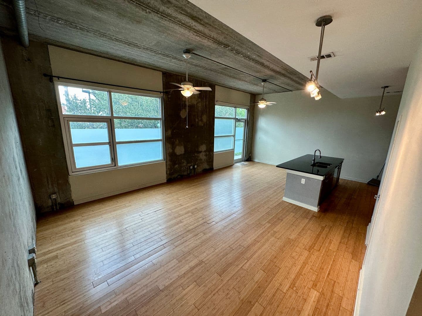 Savannah Condo: 536 Selma St