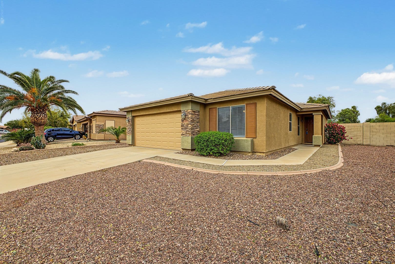Maricopa House: 43540 W Bedford Dr