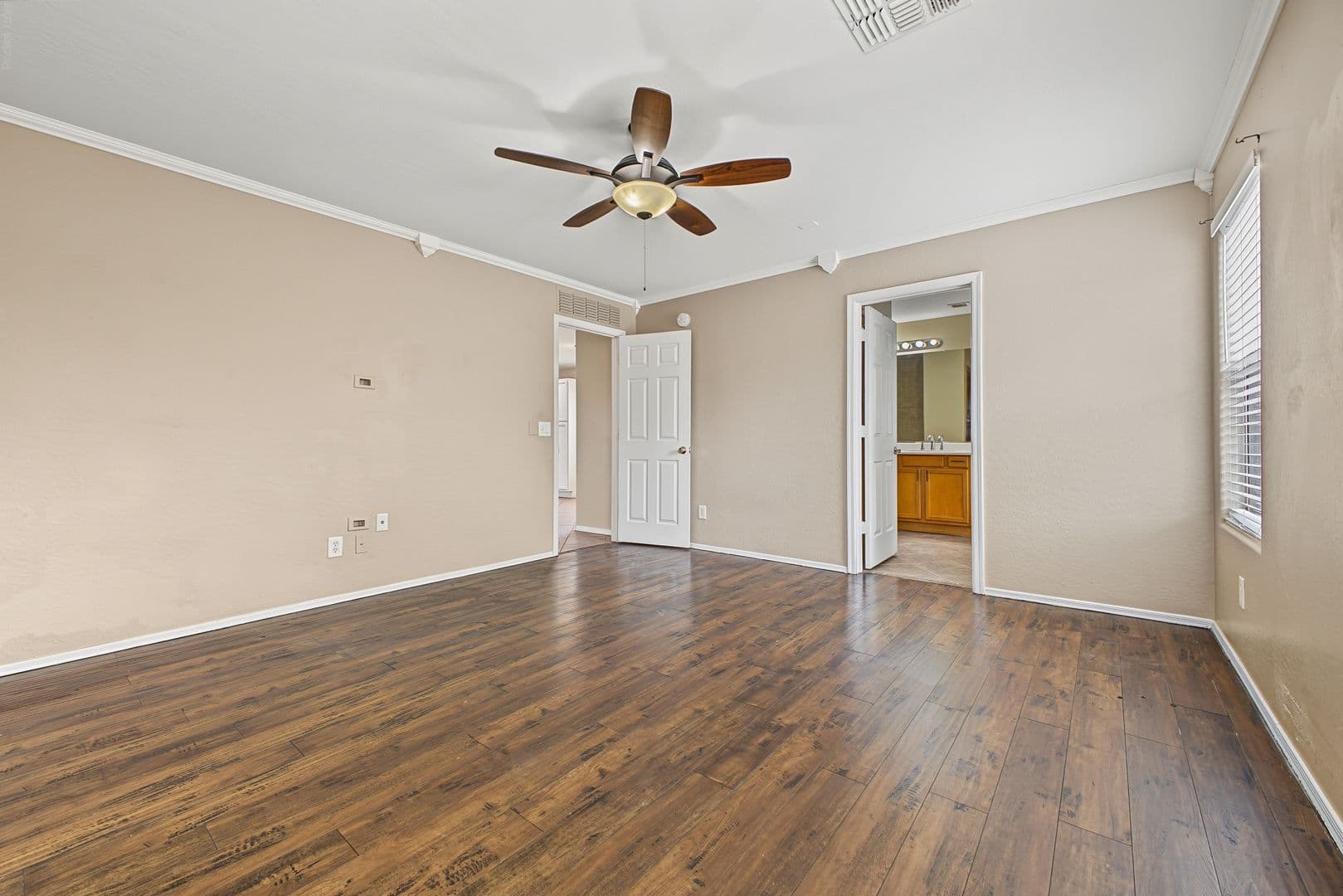 Maricopa House: 43540 W Bedford Dr