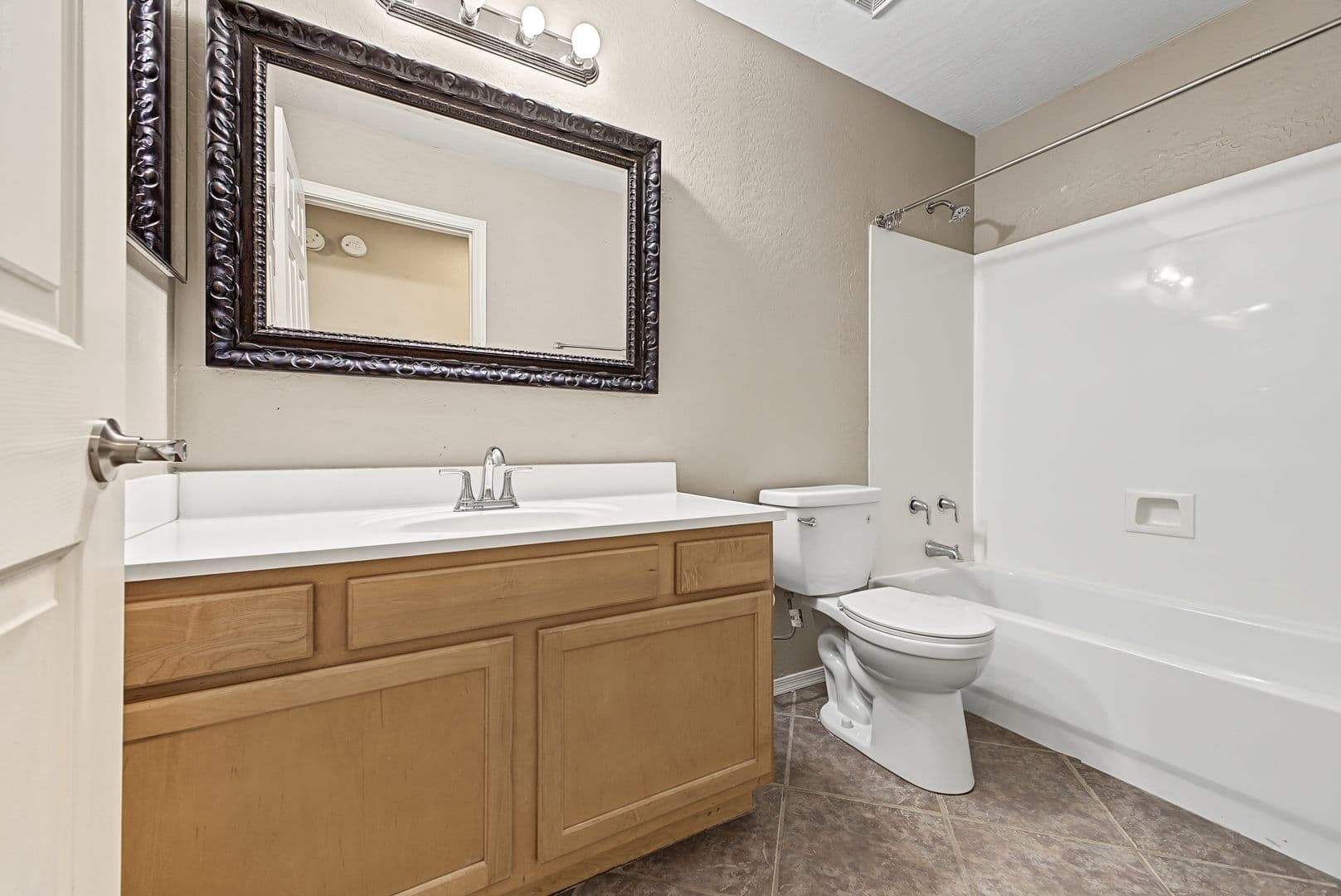 Maricopa House: 43540 W Bedford Dr