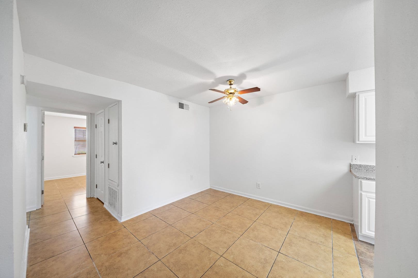 Galveston Apartment: 2828 61st Street