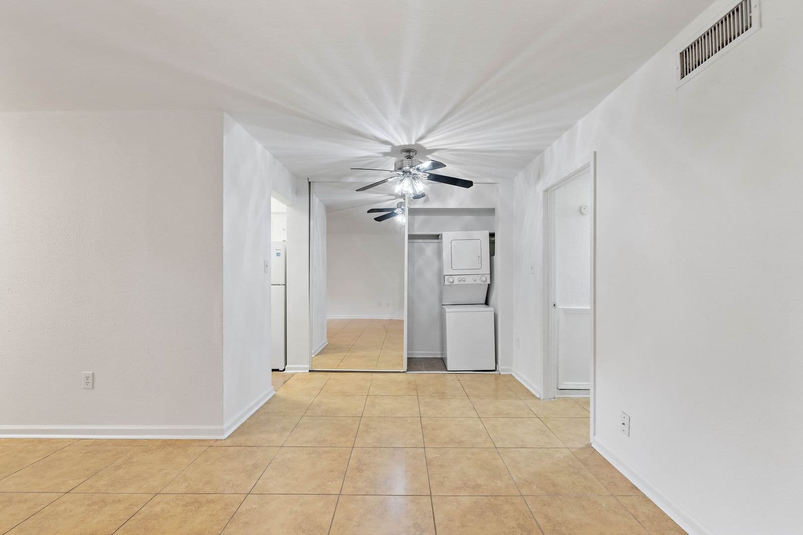 Galveston Apartment: 711 Holiday Drive