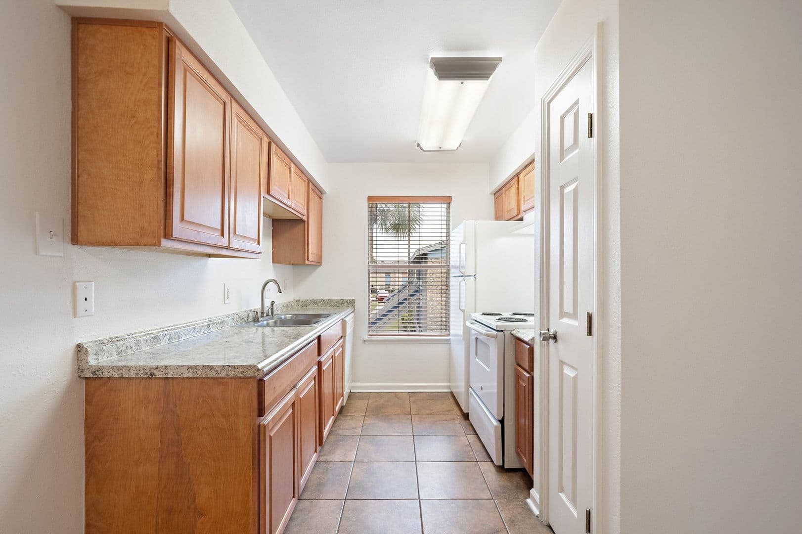 Galveston Apartment: 2828 61st Street