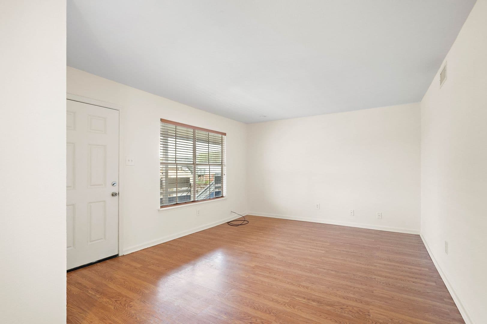 Galveston Apartment: 2828 61st Street