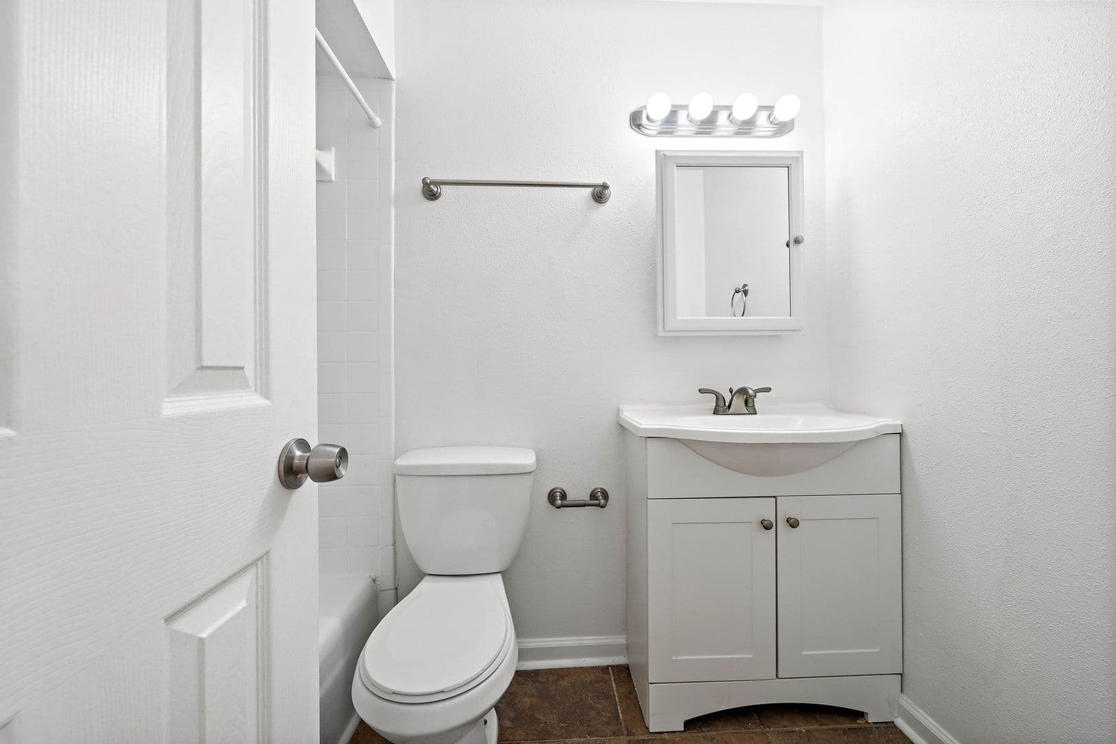 Galveston Apartment: 2828 61st Street