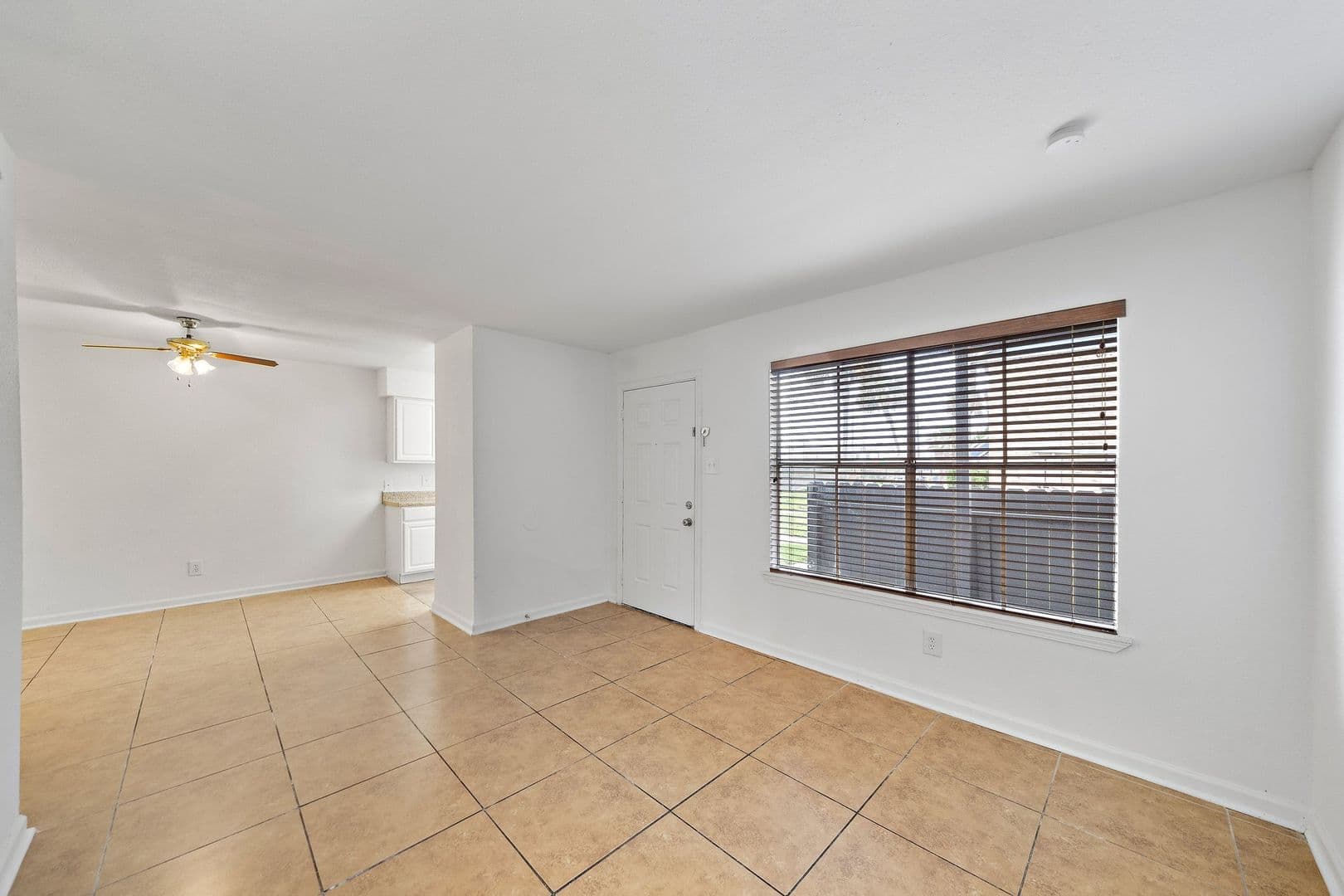 Galveston Apartment: 2828 61st Street